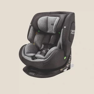 Rückwärtsgerichteter Kindersitz in Grau mit ISOFIX-Aufnahme, drehbarem Grundgestell und gepolstertem Kopfteil vor hellgrauem Hintergrund.