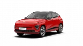 Roter Hyundai Elektro-SUV in Frontansicht auf weißem Hintergrund, modernes urbanes Design sichtbar