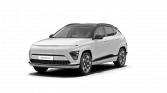 Weißer Hyundai Elektro-SUV in Seitenansicht vor neutralem Hintergrund