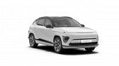 Weißer Hyundai Elektro-SUV seitlich-frontal auf urbanem Hintergrund, modernes Design mit schwarzen Akzenten