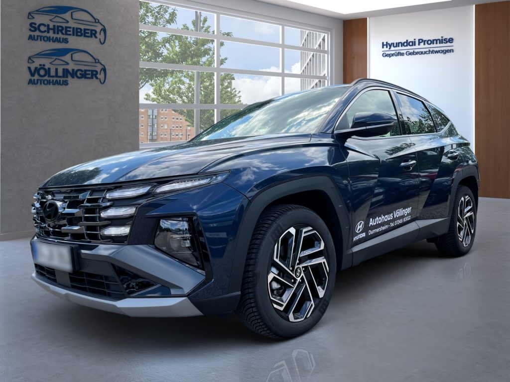 Blauer Hyundai SUV seitlich in hellem Autohaus mit großen Fenstern und moderner Einrichtung