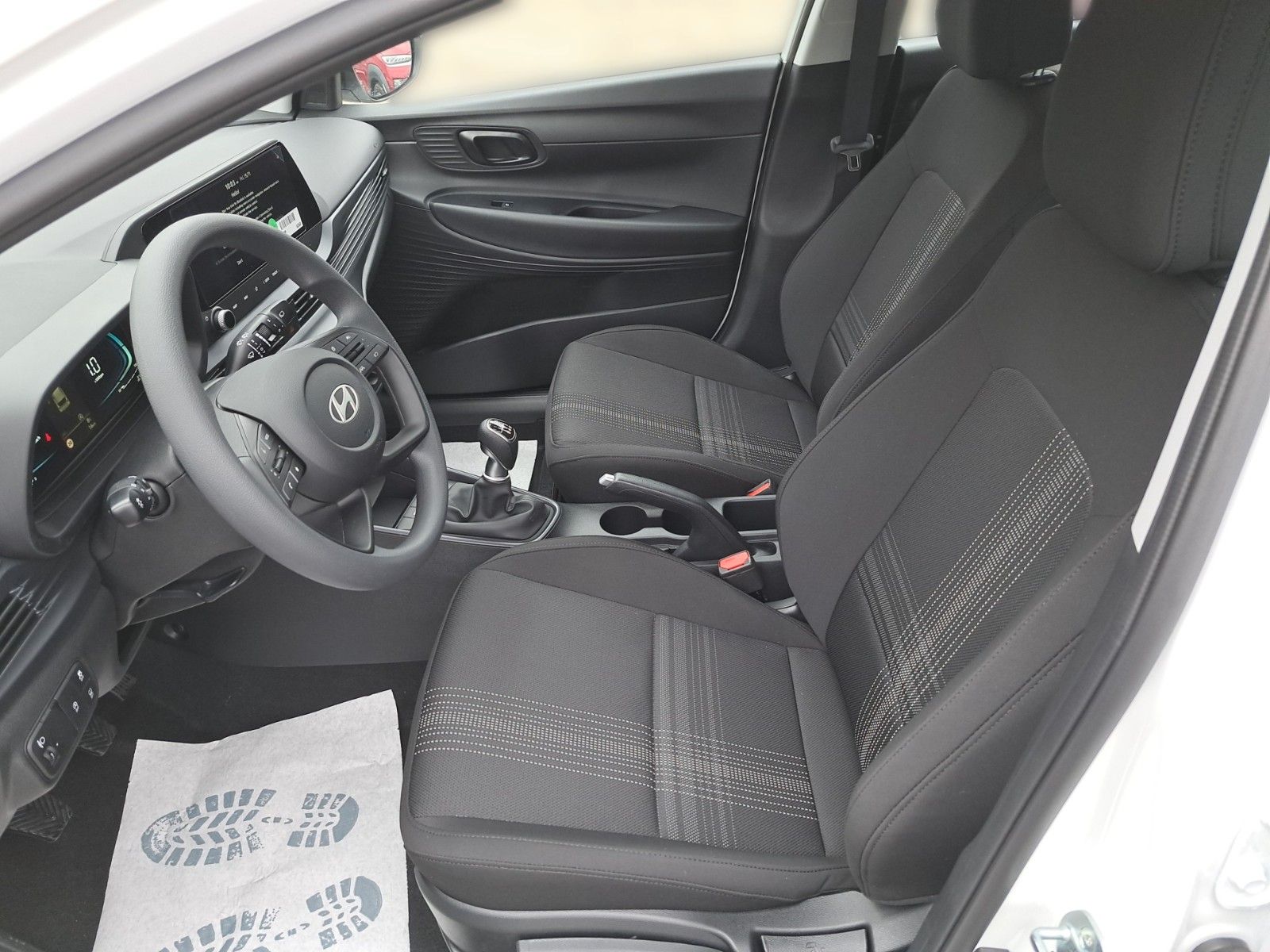Fahrzeugabbildung Hyundai i20 Select 6-MT Navi MJ2025 100PS