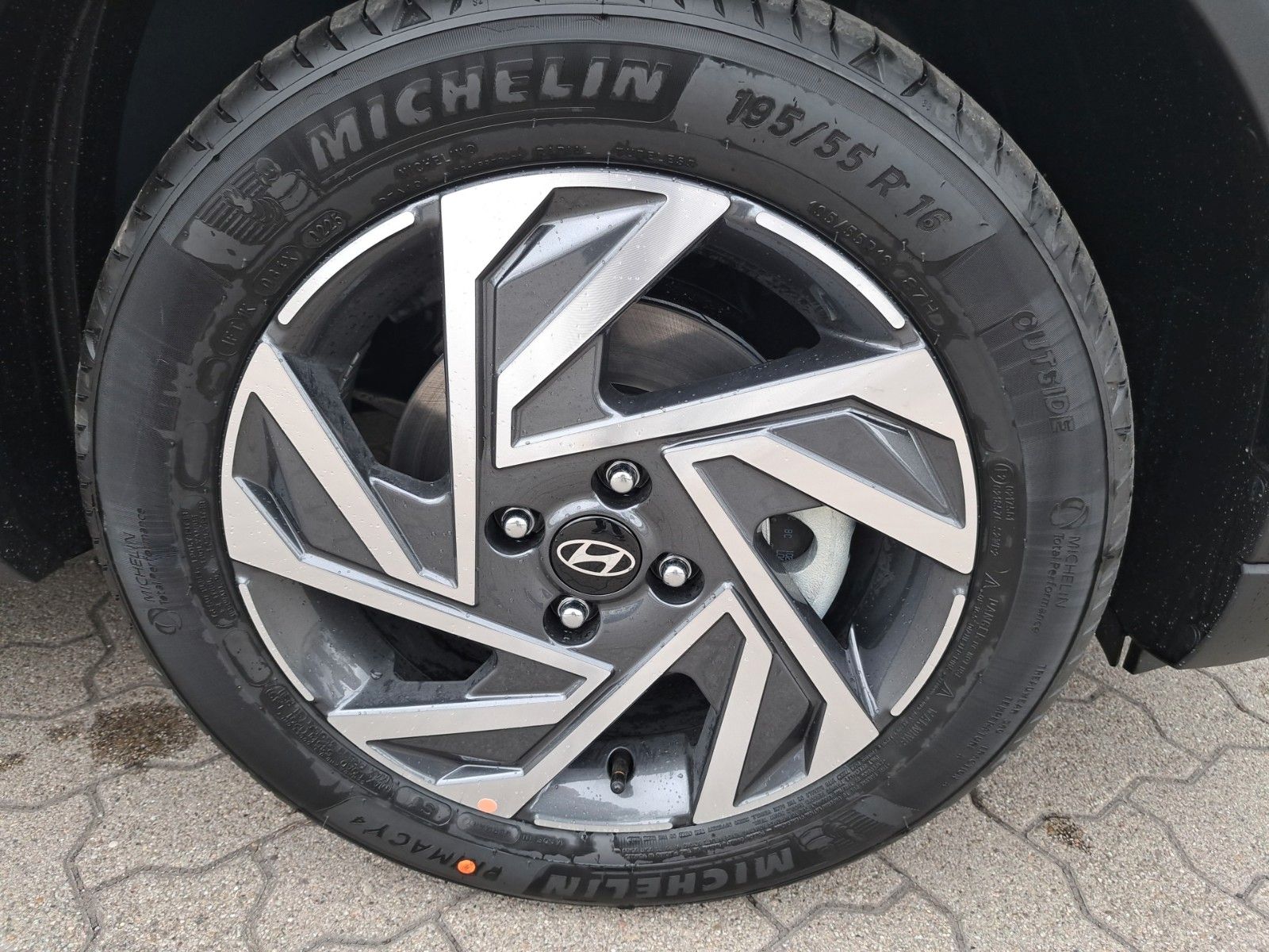 Fahrzeugabbildung Hyundai BAYON Bayon Trend 2WD 7-DCT