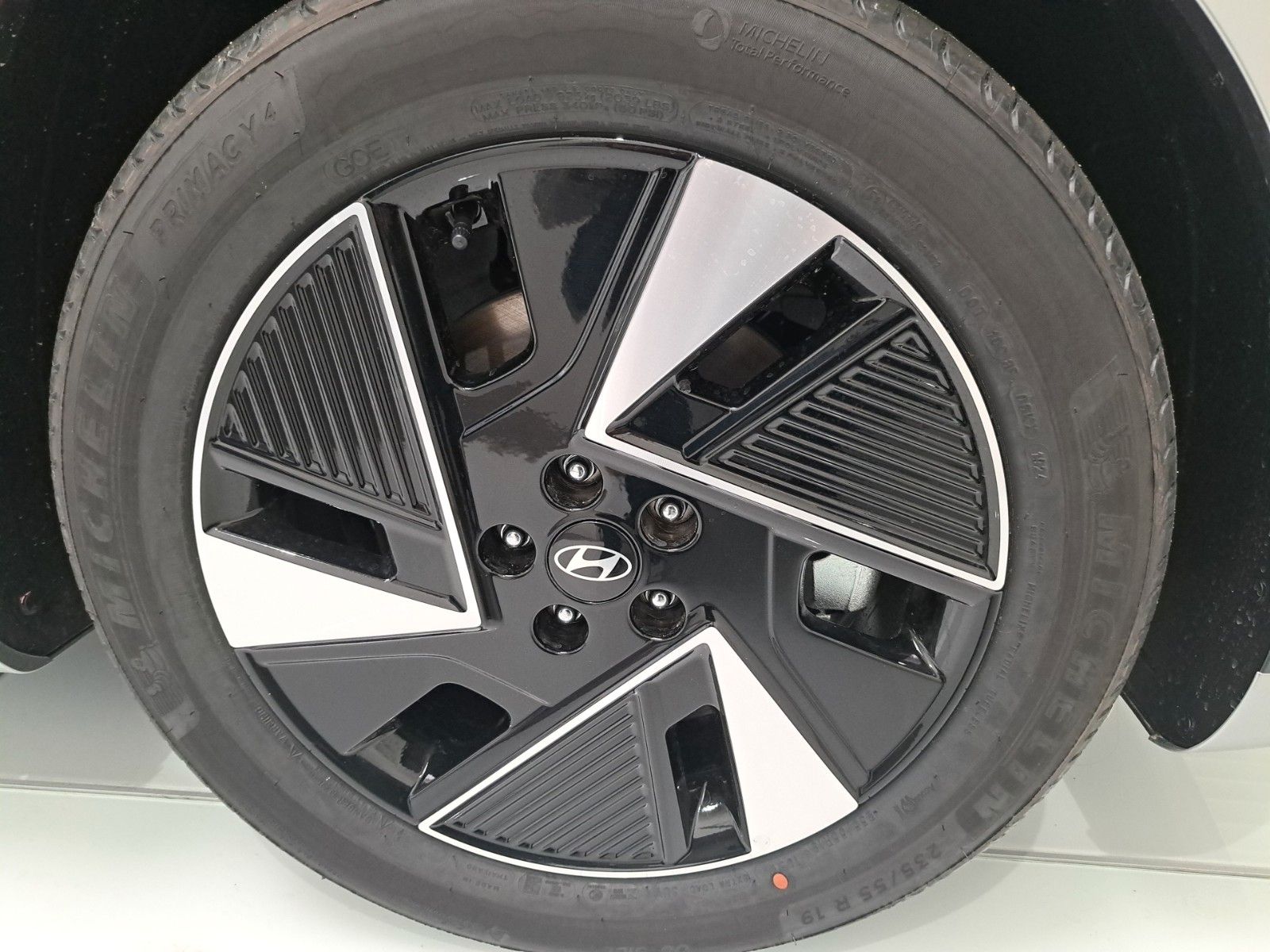 Fahrzeugabbildung Hyundai IONIQ 5 Ioniq 5 Techniq Elektro 229PS
