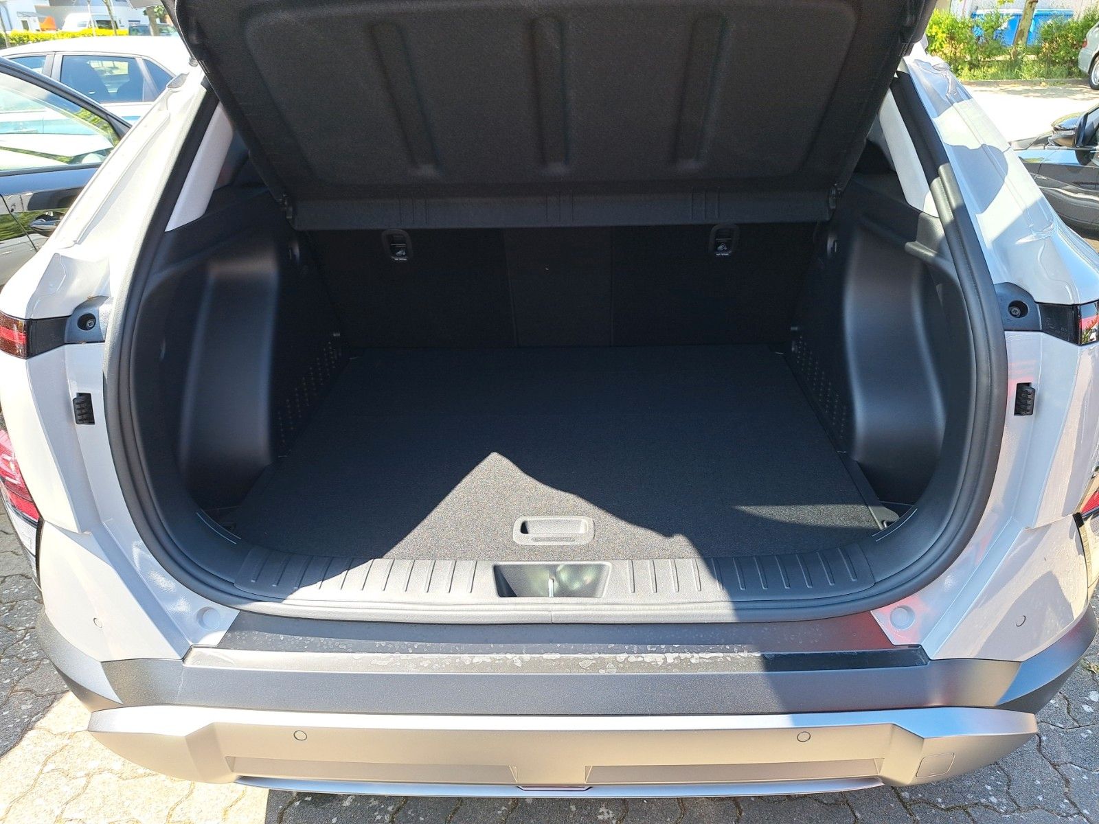 Fahrzeugabbildung Hyundai Kona Trend 2WD 7-DCT138PS/Elektr. Heckklappe/Ass