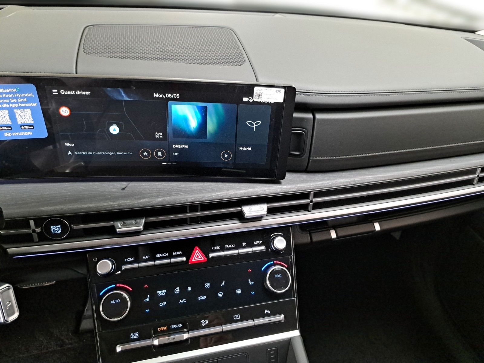 Fahrzeugabbildung Hyundai Santa Fe 1.6 T-GDI Hybrid 158 kW 4WD Intro