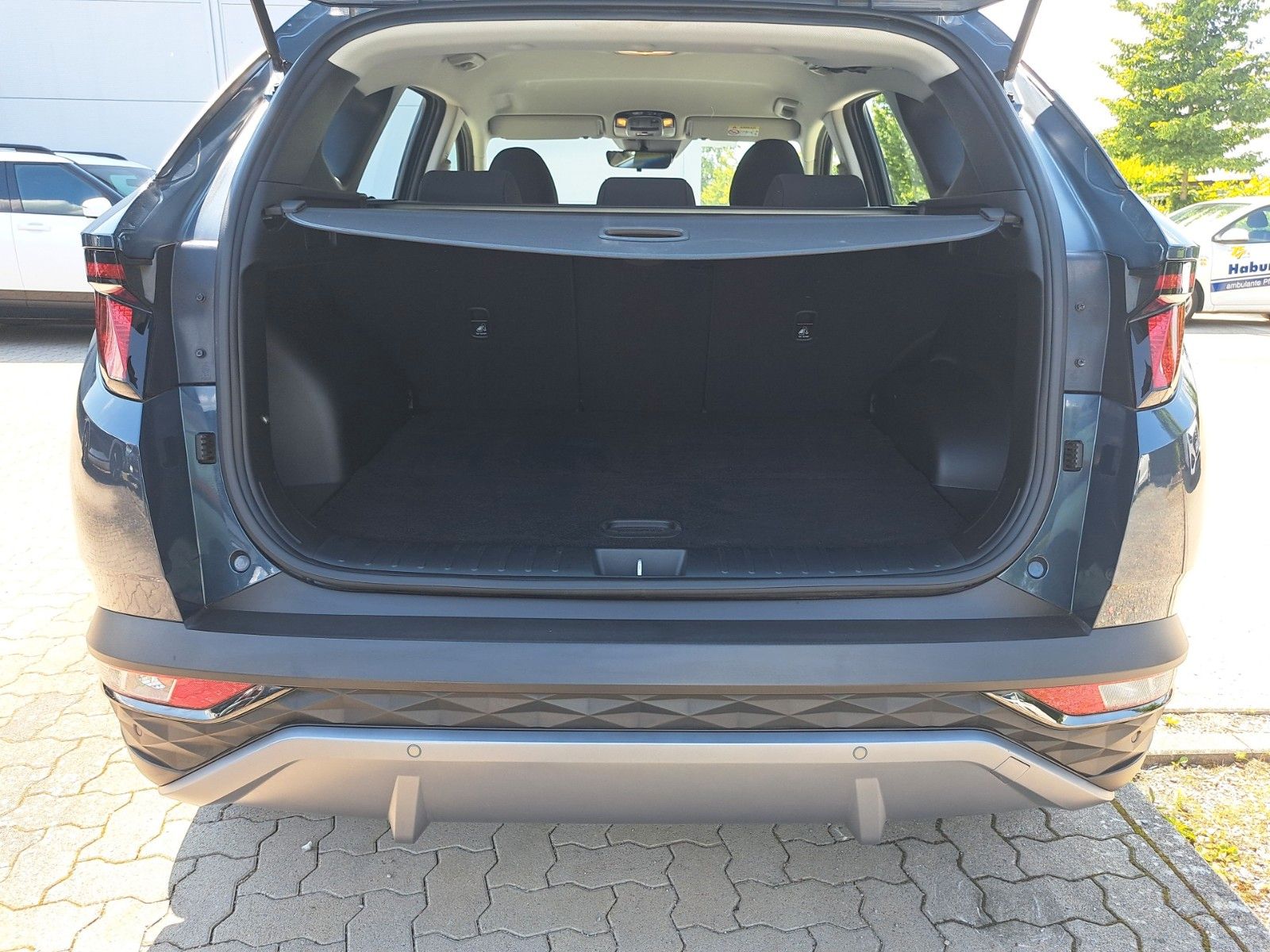 Fahrzeugabbildung Hyundai Tucson Select Mild-Hybrid 2WD 180 PS M/T