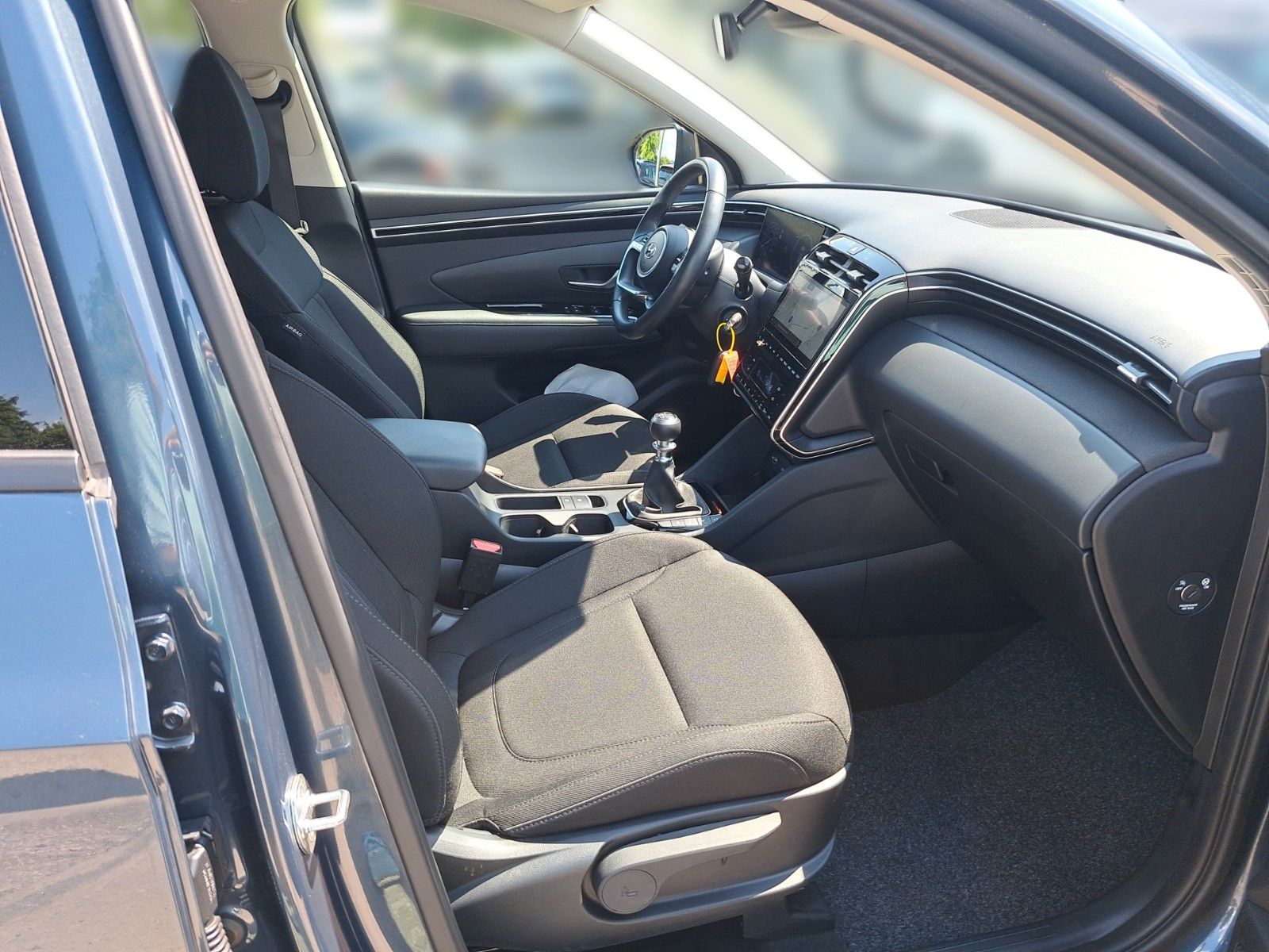 Fahrzeugabbildung Hyundai Tucson Select Mild-Hybrid 2WD 180 PS M/T
