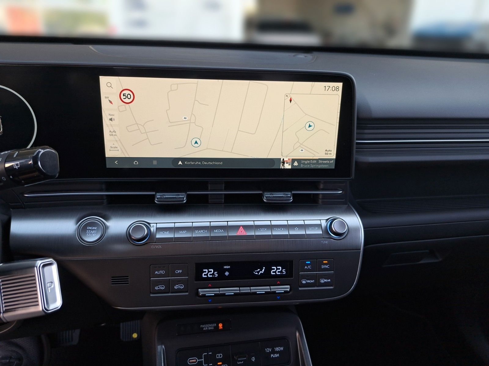 Fahrzeugabbildung Hyundai Kona Prime 2WD 170 PS/Navi/Elektr.Heckklappe