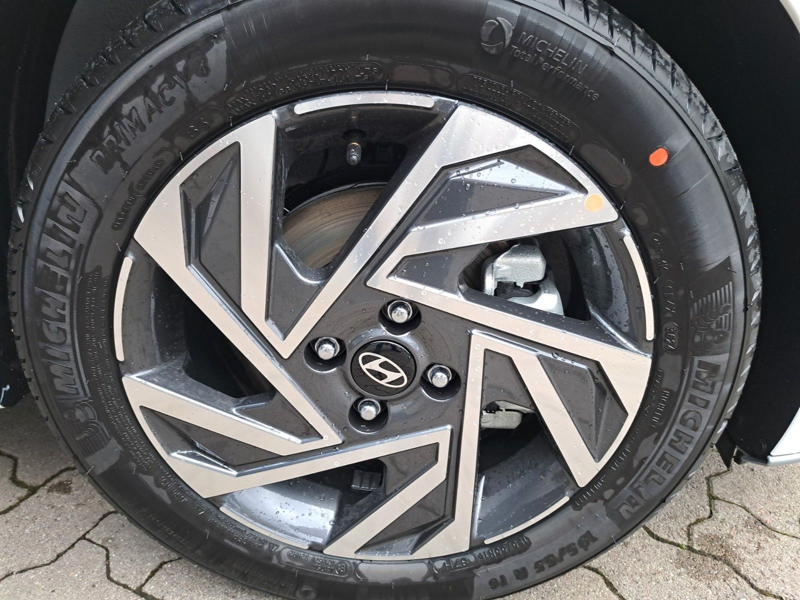 Fahrzeugabbildung Hyundai i20 1.0 T-GDI Trend (MJ 25)
