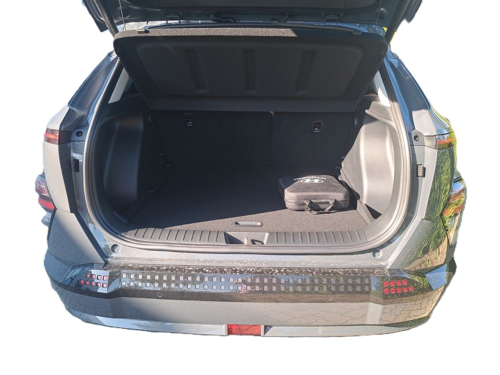 Fahrzeugabbildung Hyundai KONA Elektro 135PS Trend Assistenzpaket/Navi/LED