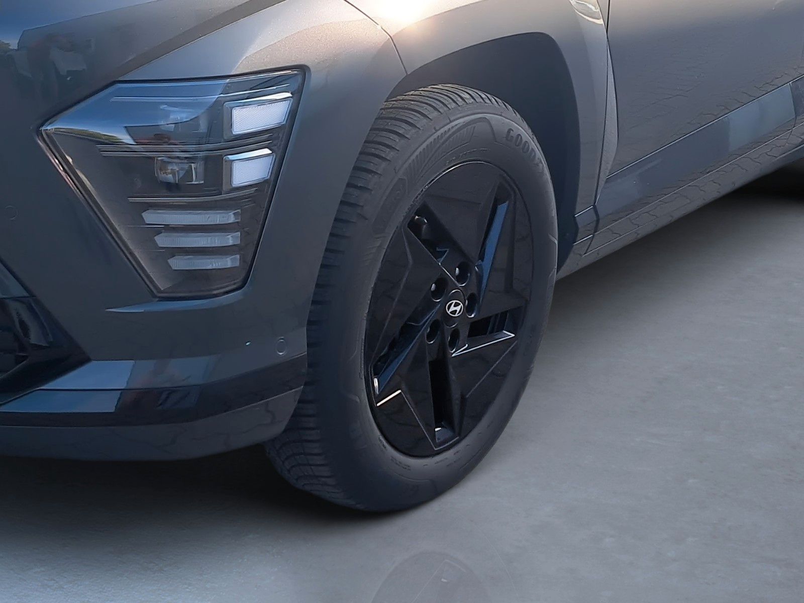 Fahrzeugabbildung Hyundai KONA Elektro 135PS Trend Assistenzpaket/Navi/LED