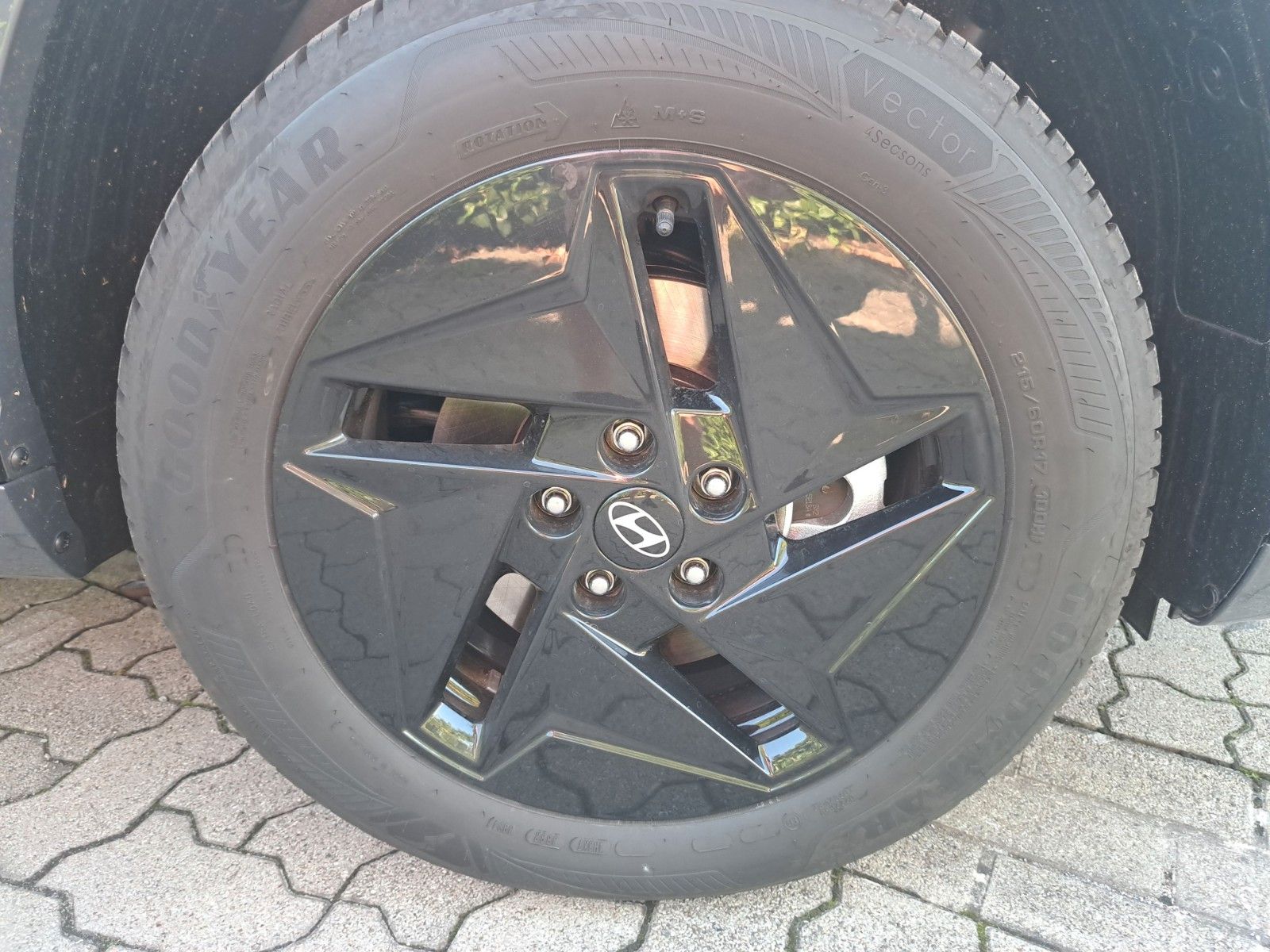 Fahrzeugabbildung Hyundai KONA Elektro 135PS Trend Assistenzpaket/Navi/LED