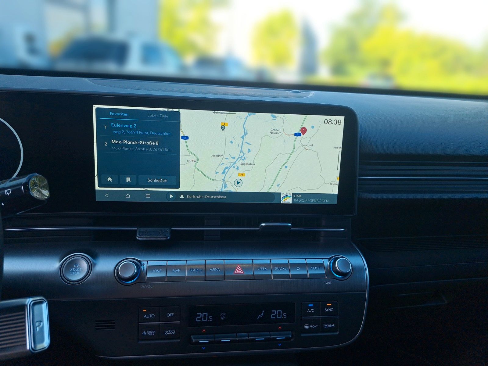 Fahrzeugabbildung Hyundai KONA Elektro 135PS Trend Assistenzpaket/Navi/LED