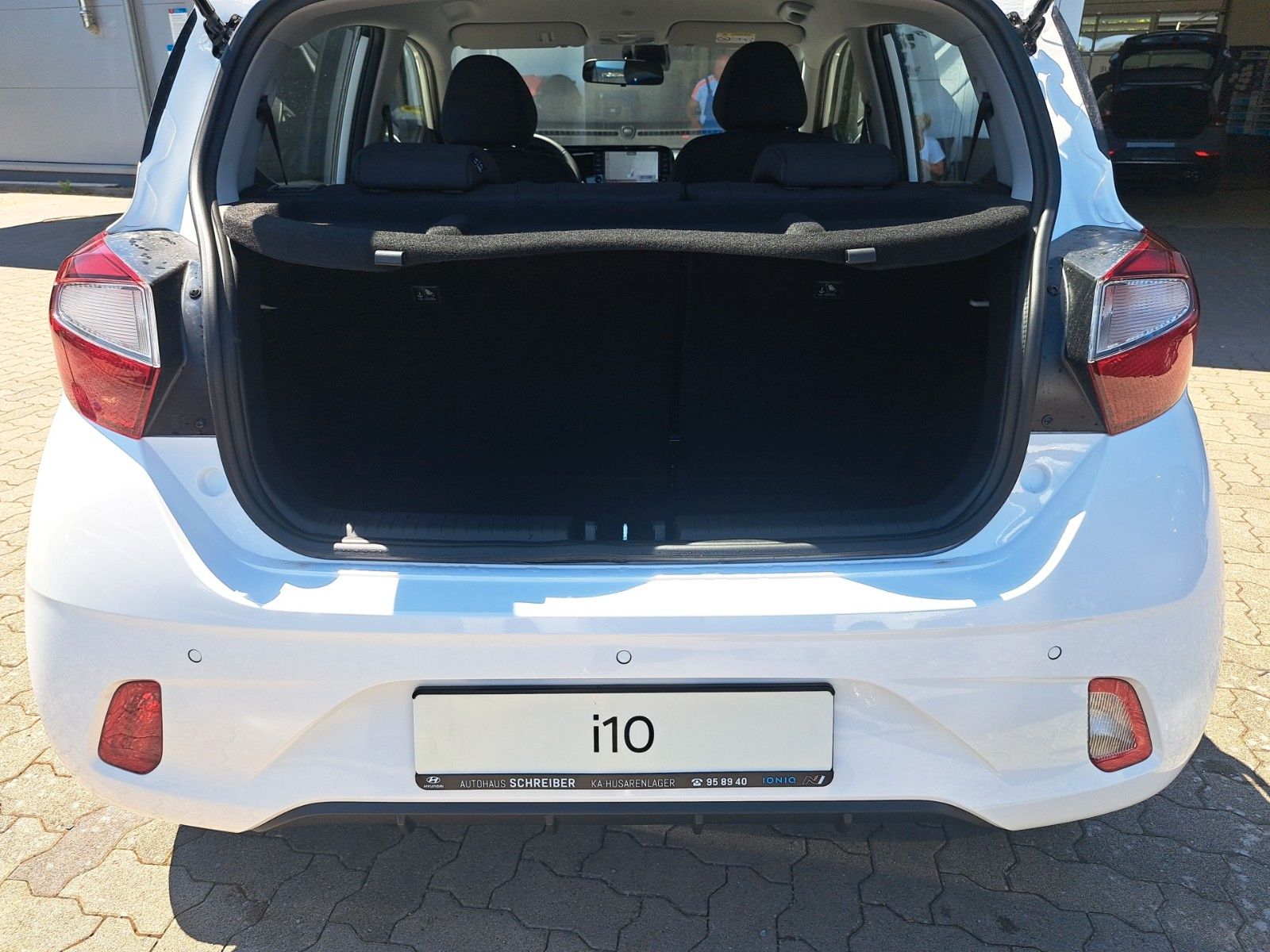 Fahrzeugabbildung Hyundai i10 Select 1.0 63PS Benziner