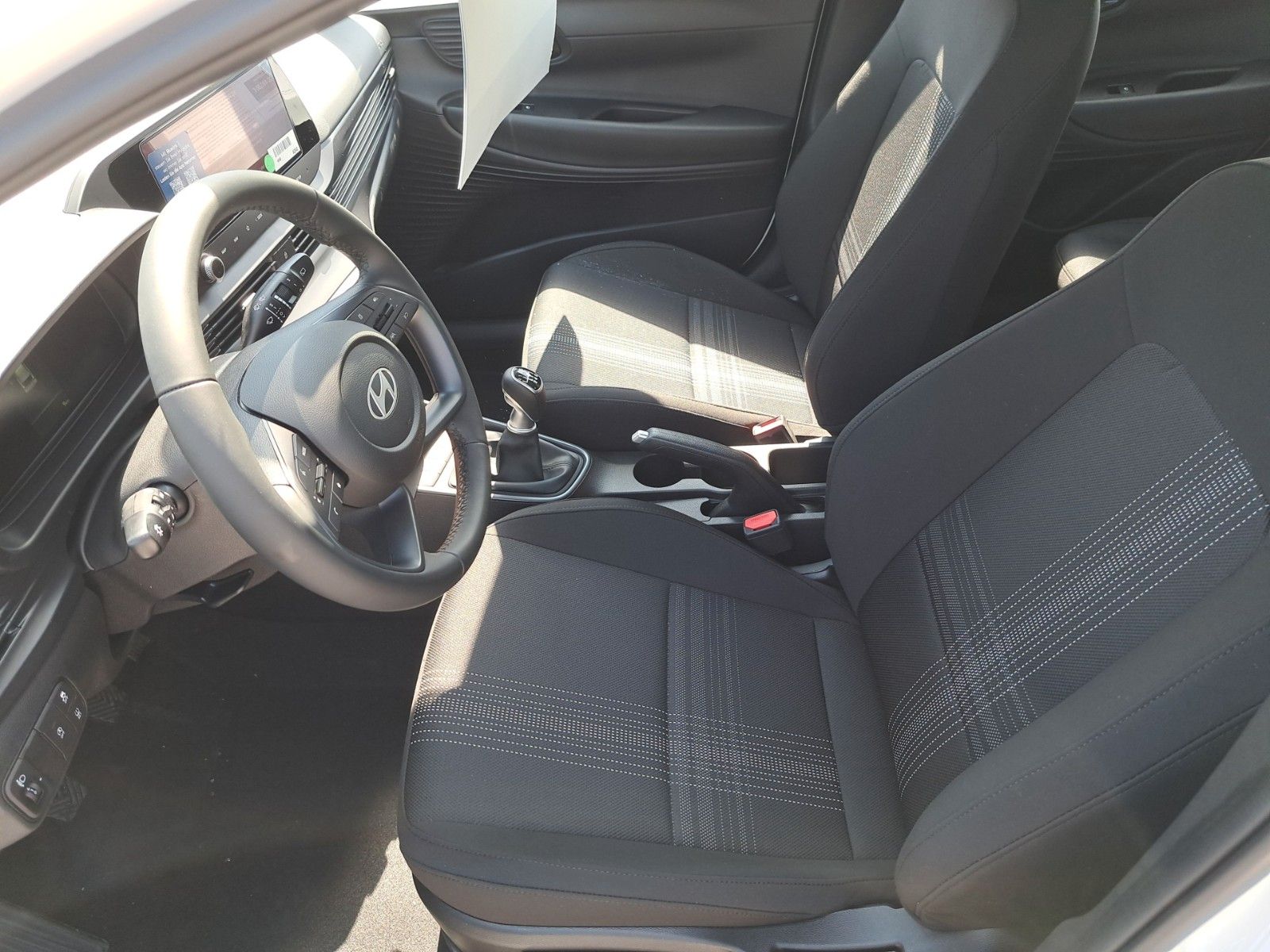 Fahrzeugabbildung Hyundai i20 Select 6-MT Navi MJ2025 79PS