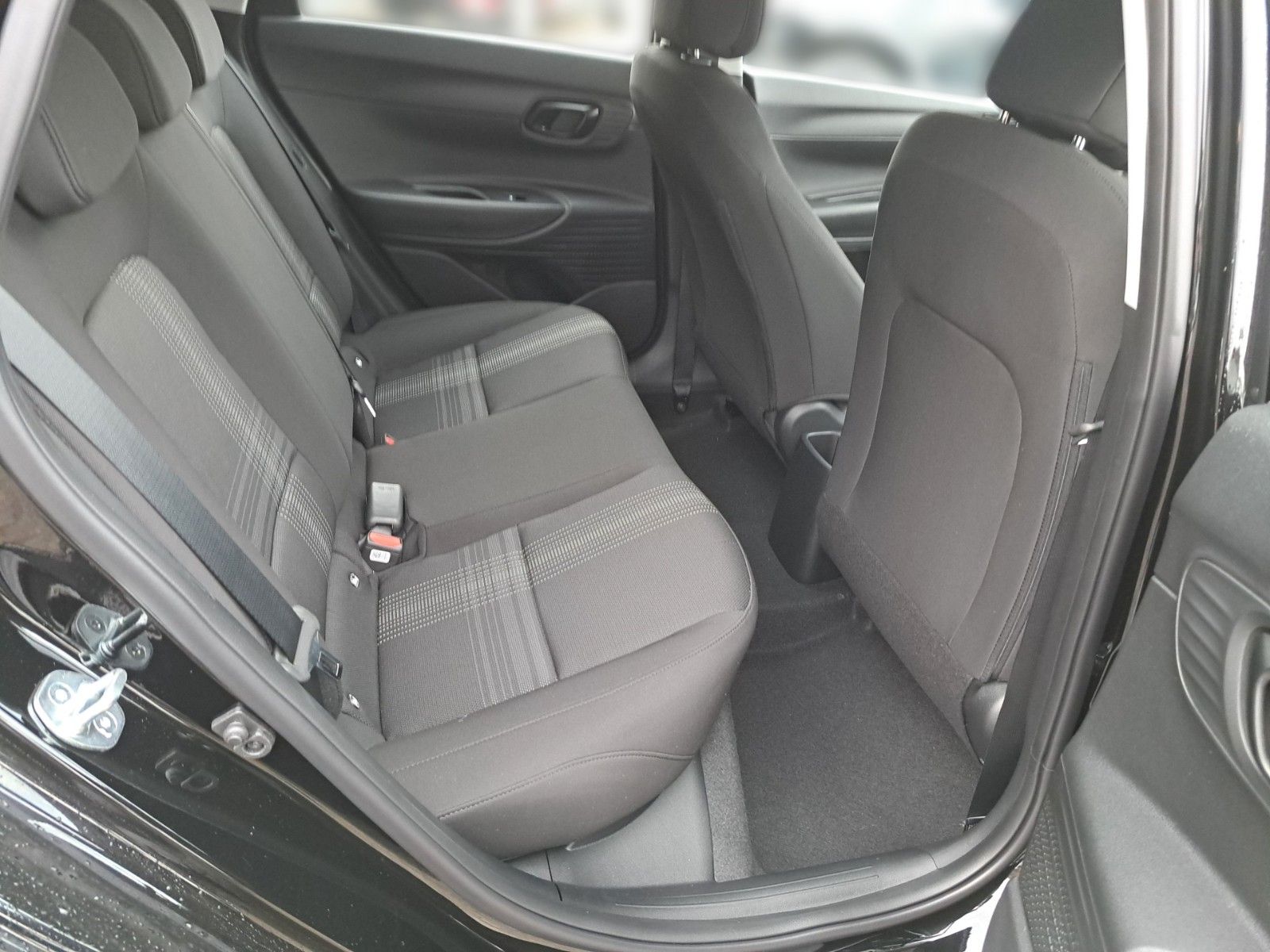 Fahrzeugabbildung Hyundai i20 Select 6-MT Navi MJ2025 100PS