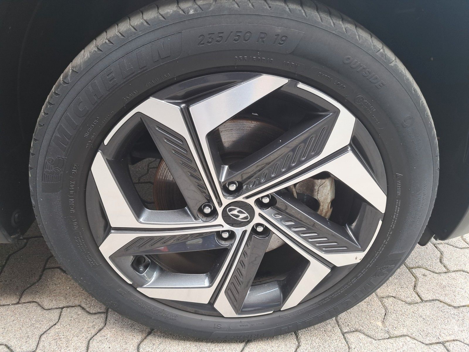 Fahrzeugabbildung Hyundai Tucson Prime Plug-In Hybrid 4WD 265PS
