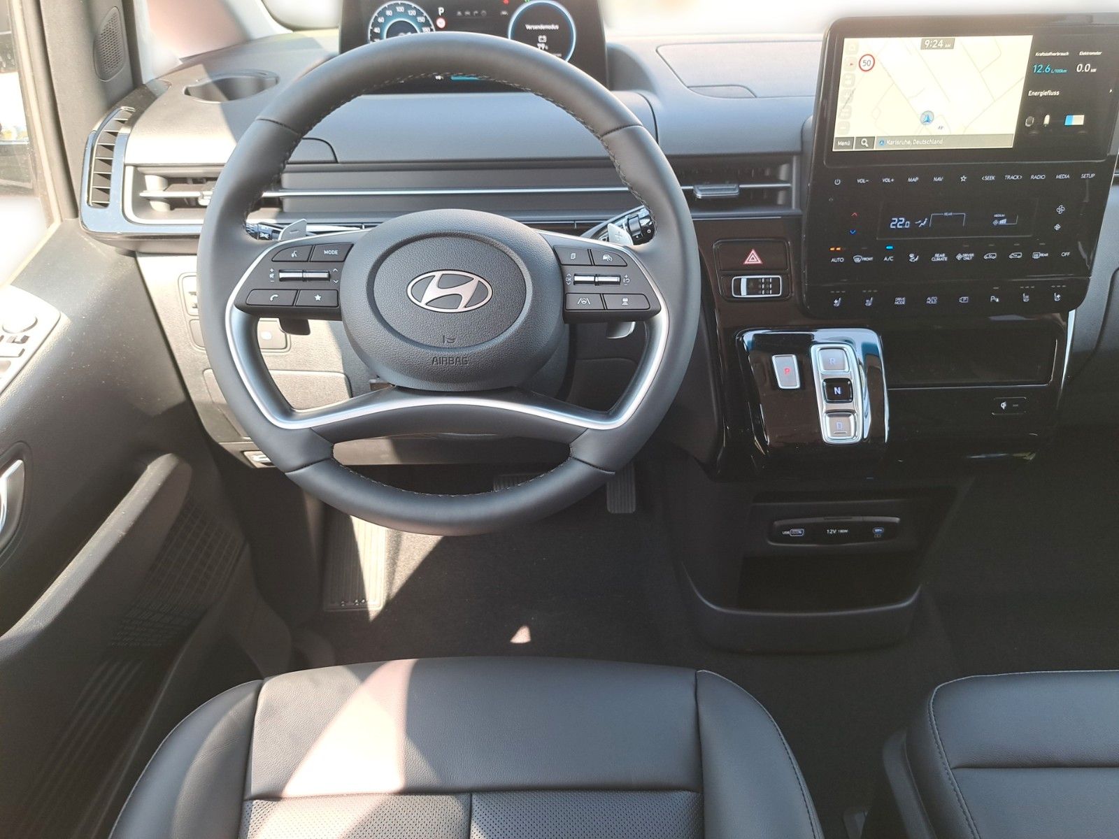 Fahrzeugabbildung Hyundai Staria Prime Hybrid 2WD 9-Sitzer