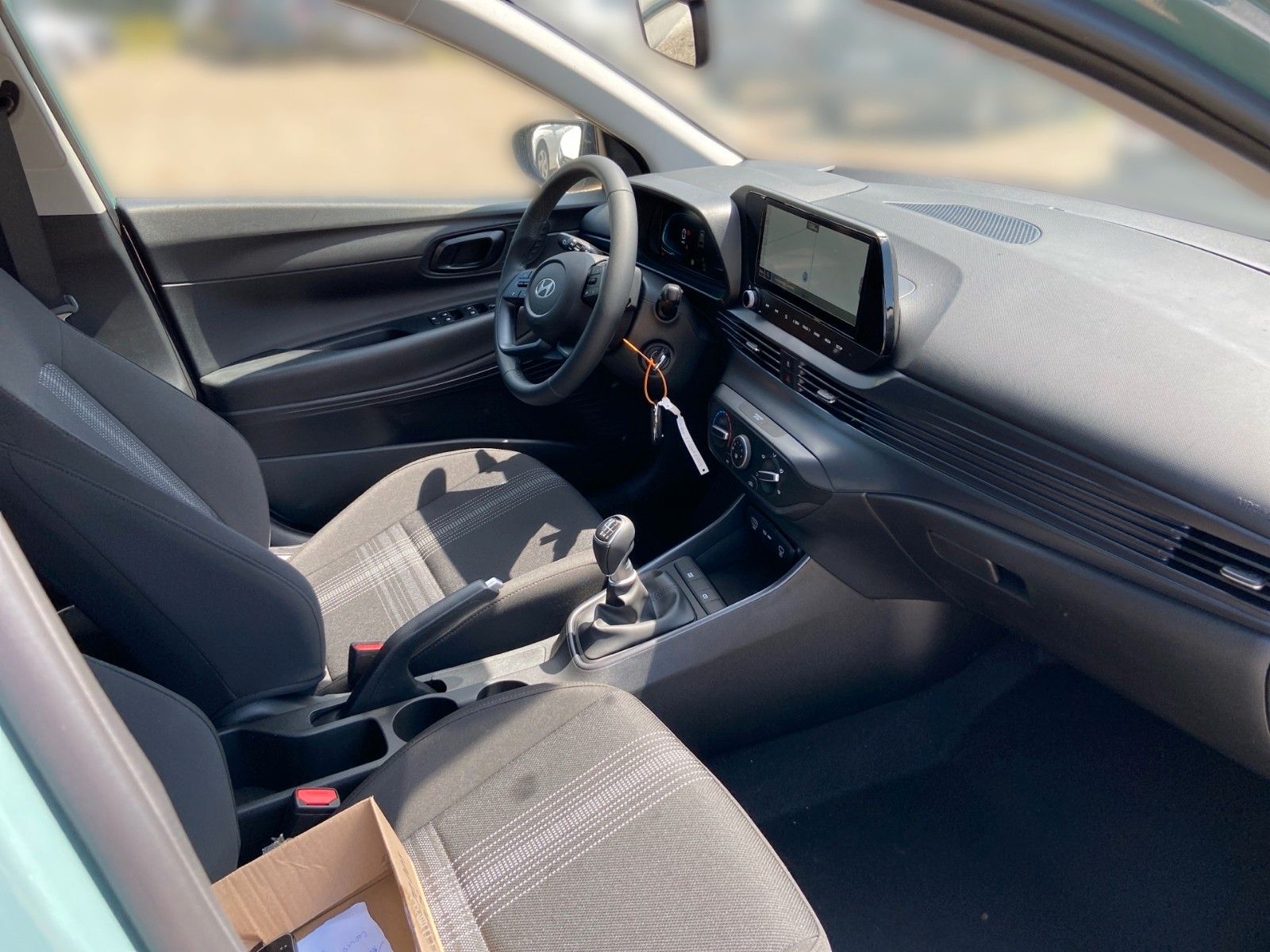 Fahrzeugabbildung Hyundai i20 Select 6-MT Navi MJ2025 100PS