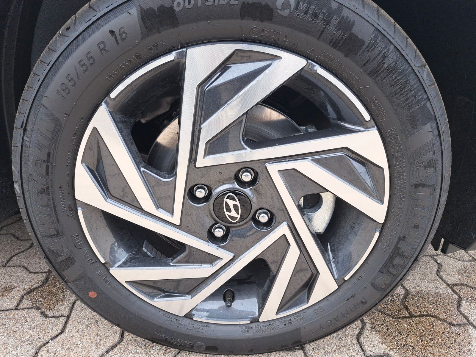 Fahrzeugabbildung Hyundai BAYON Bayon Trend 2WD 7-DCT