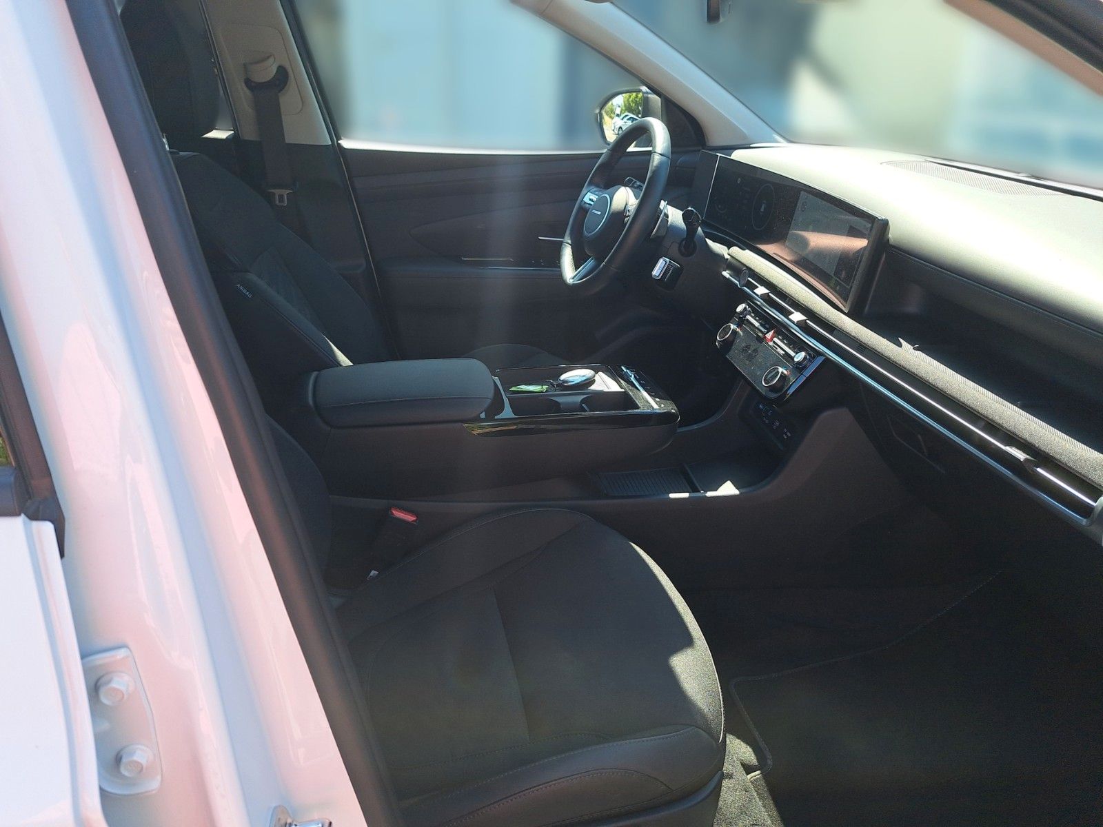Fahrzeugabbildung Hyundai Tucson 1.6 T-GDI 7-DCT 48V Trend 4WD 160PS
