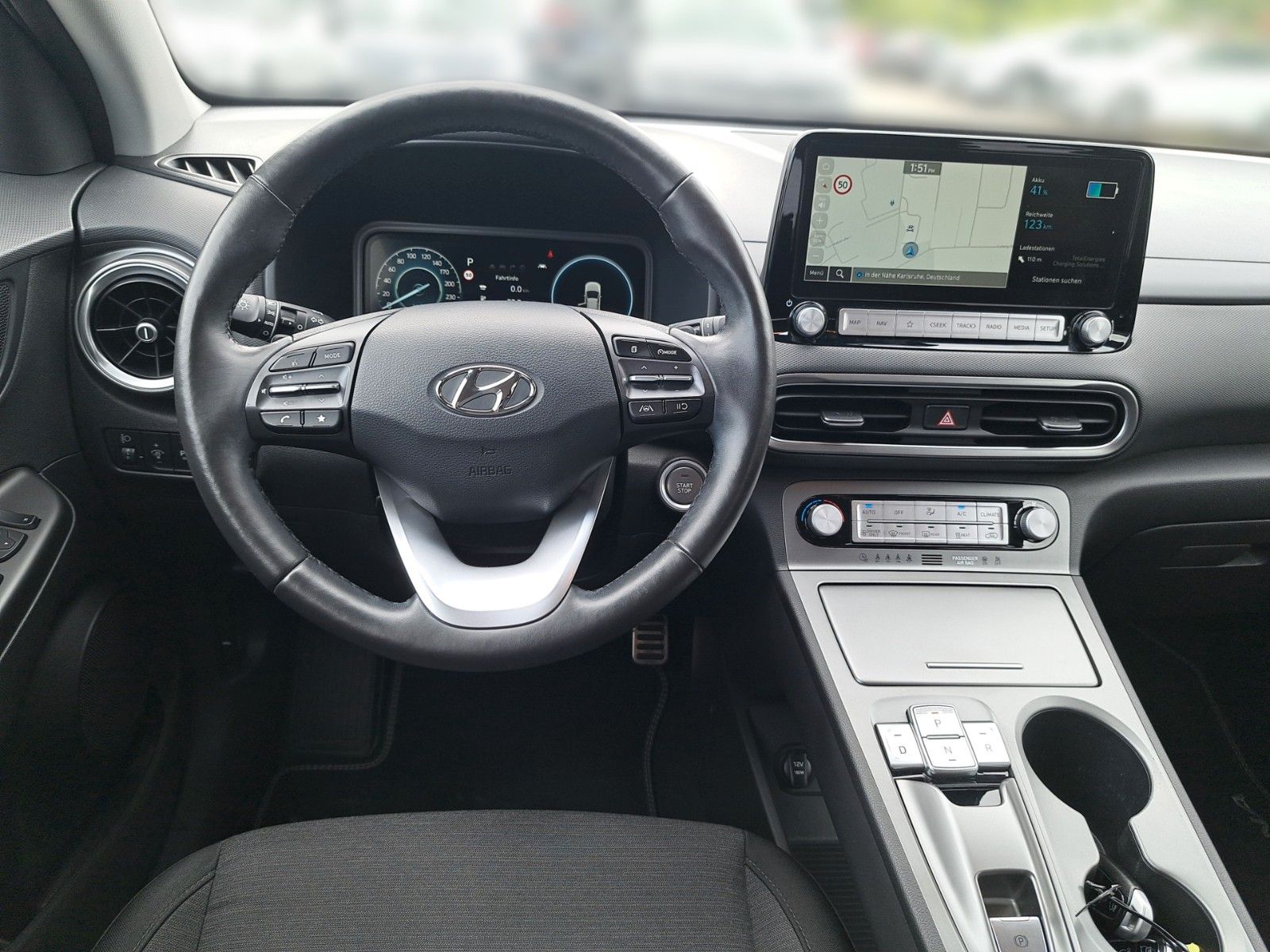 Fahrzeugabbildung Hyundai KONA Elektro/Wärmepumpe/Navi/LED