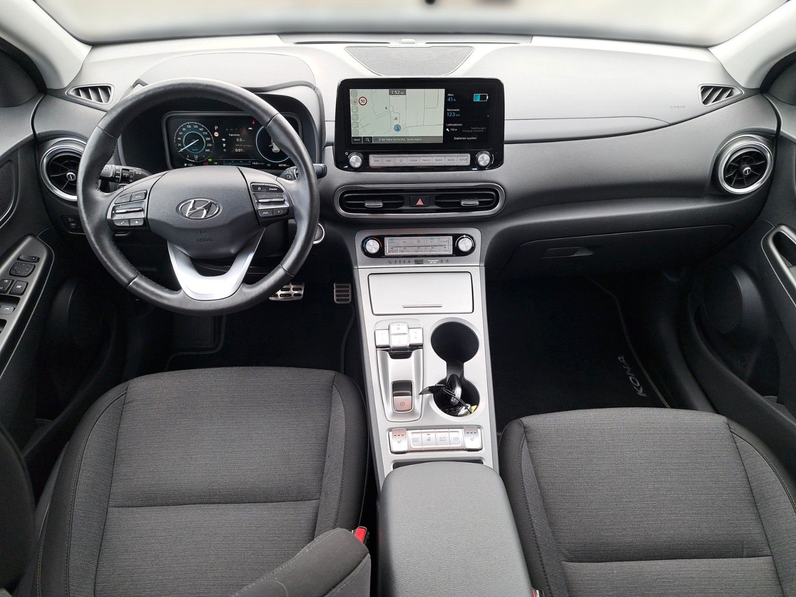 Fahrzeugabbildung Hyundai KONA Elektro/Wärmepumpe/Navi/LED