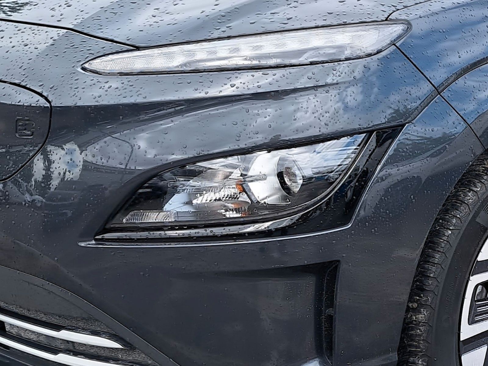 Fahrzeugabbildung Hyundai KONA Elektro/Wärmepumpe/Navi/LED