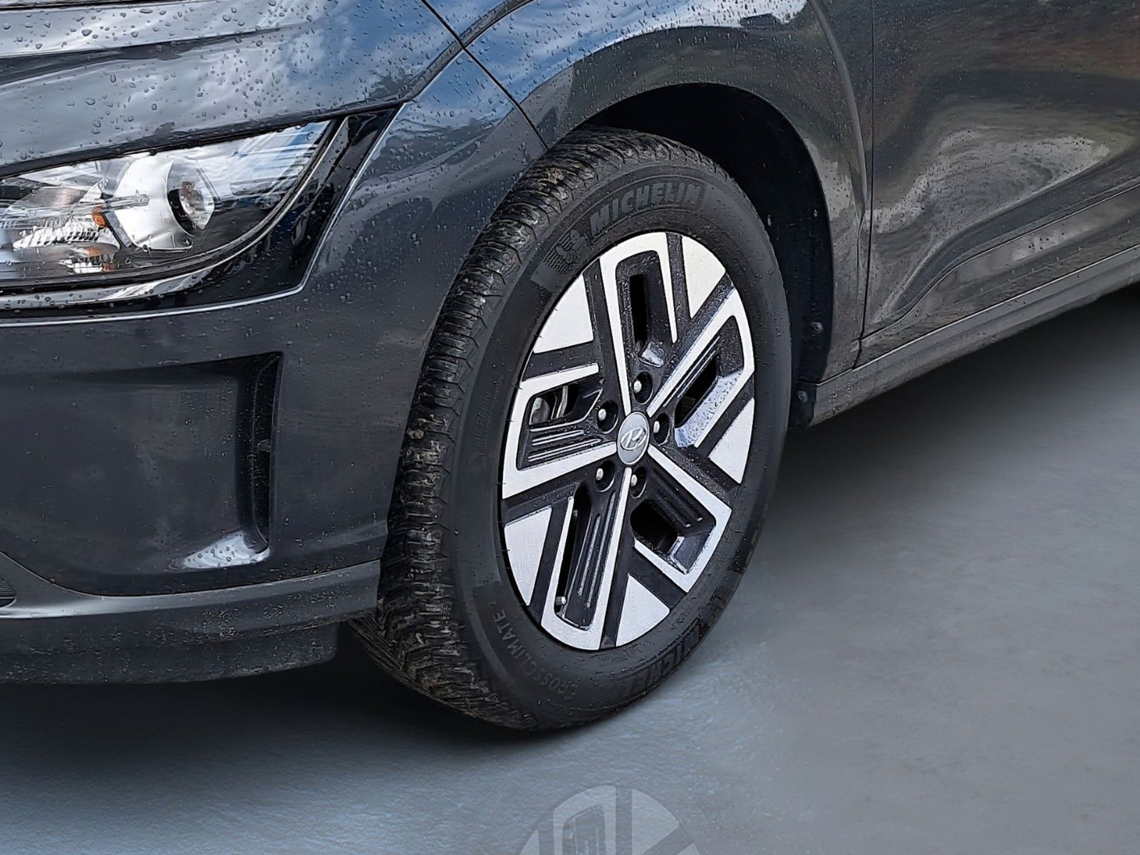 Fahrzeugabbildung Hyundai KONA Elektro/Wärmepumpe/Navi/LED