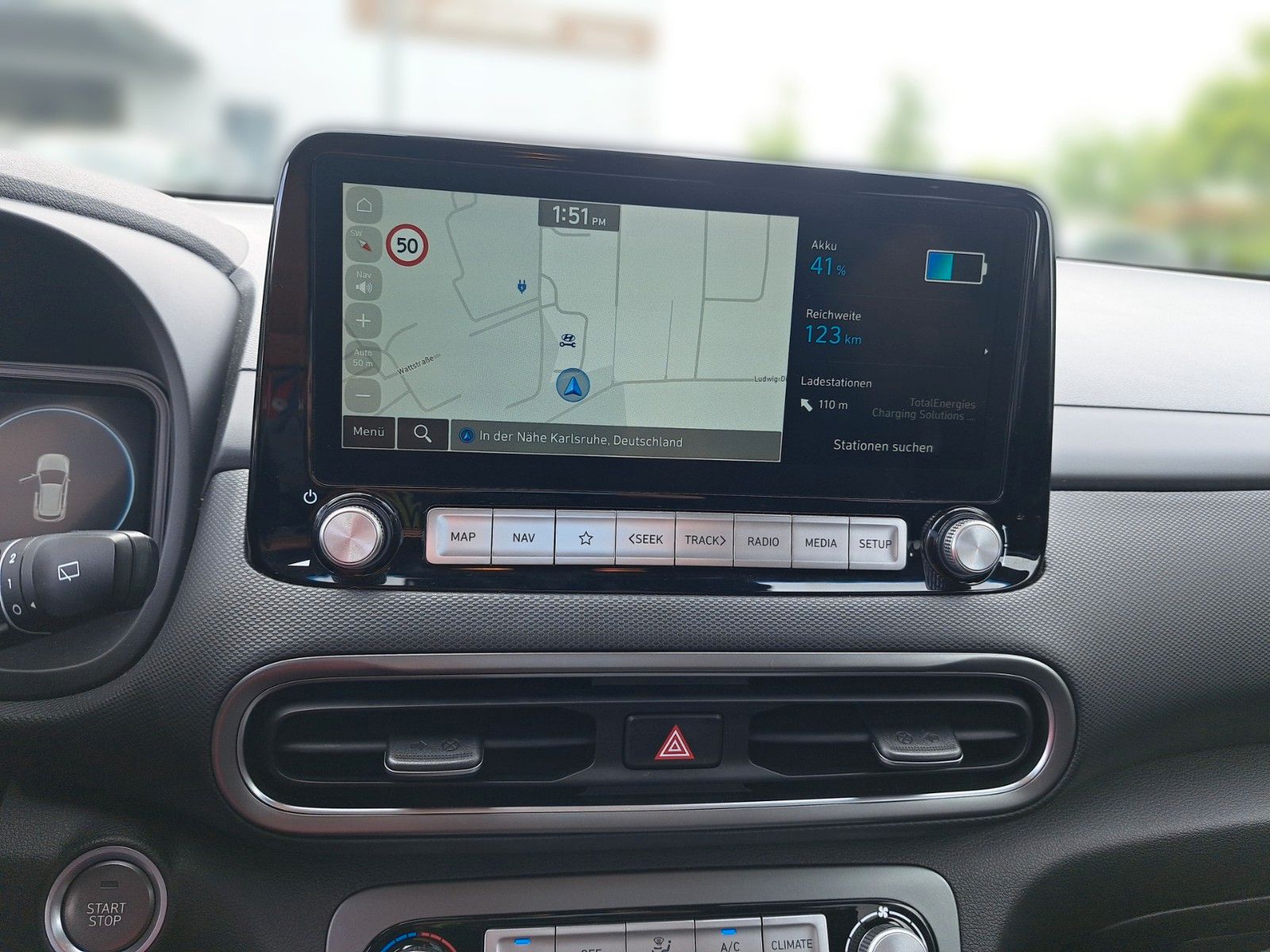 Fahrzeugabbildung Hyundai KONA Elektro/Wärmepumpe/Navi/LED