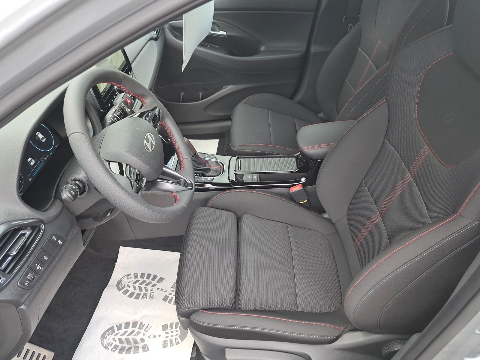 Fahrzeugabbildung Hyundai i30 N Line Mild-Hybrid 7-DCT 140PS Navi/LED