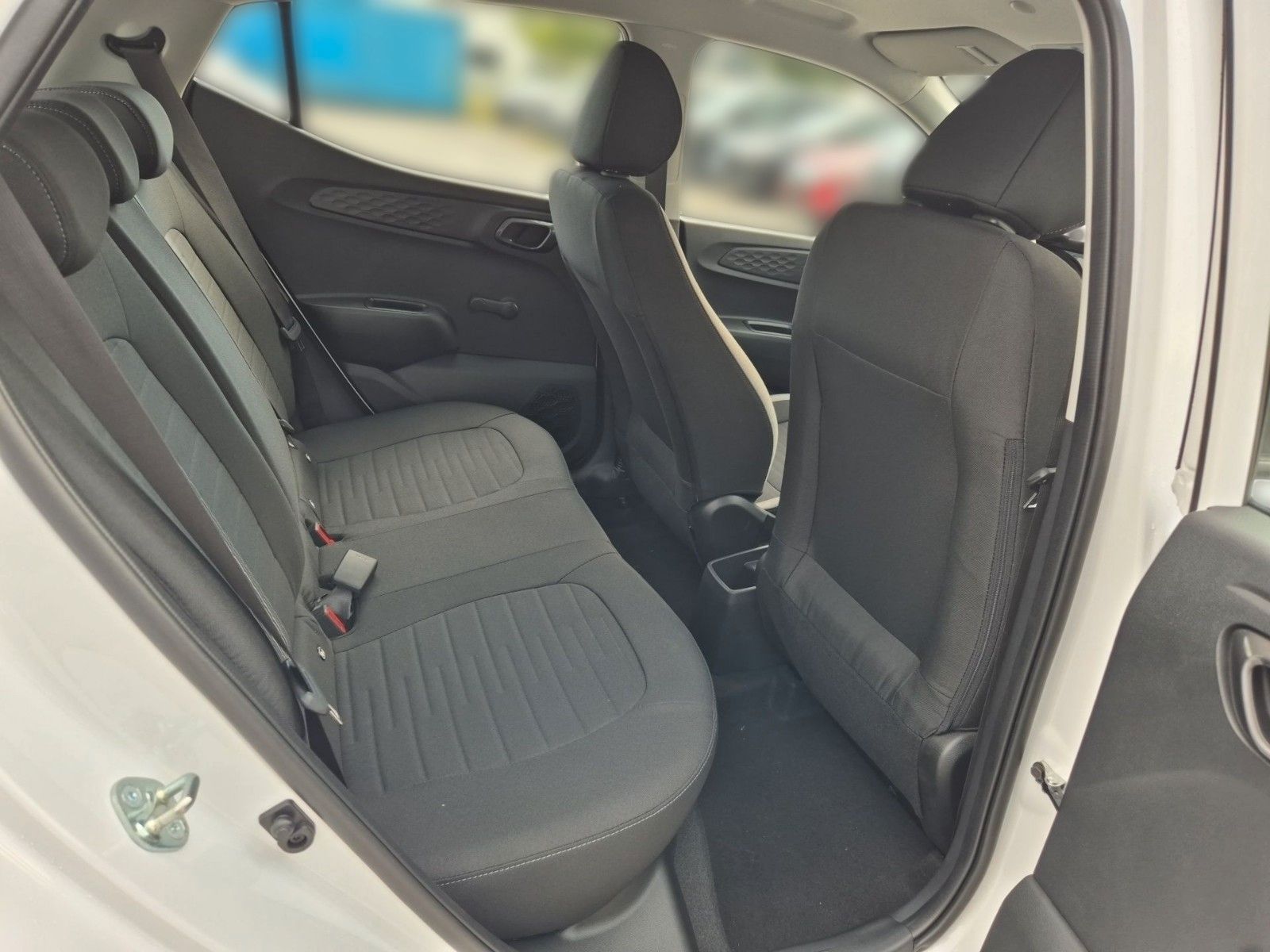 Fahrzeugabbildung Hyundai i10 Trend 1.0 Automatik  63PS Navi/Kamera/Sitzh.