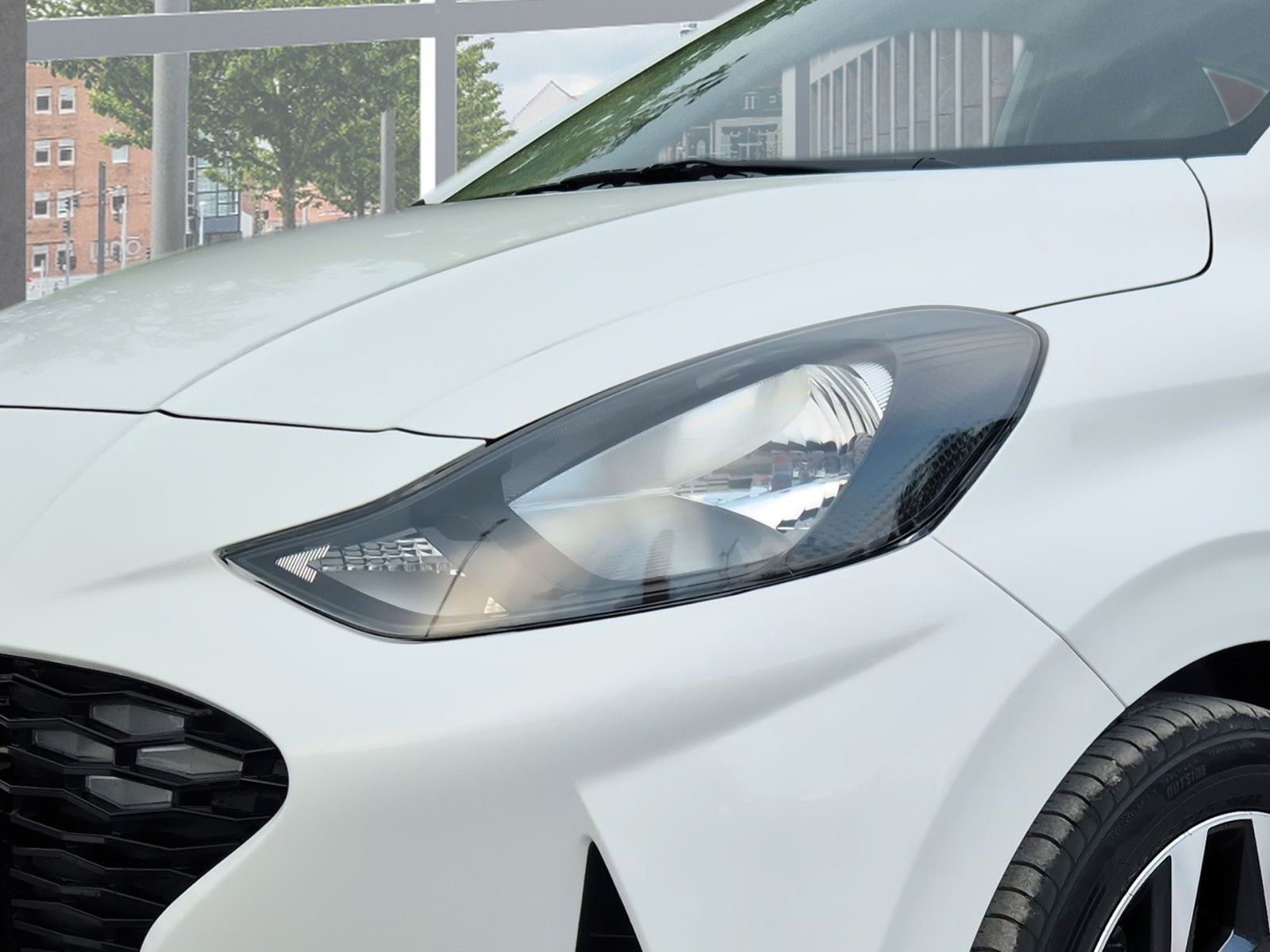 Fahrzeugabbildung Hyundai i10 Trend 1.0 Automatik  63PS Navi/Kamera/Sitzh.