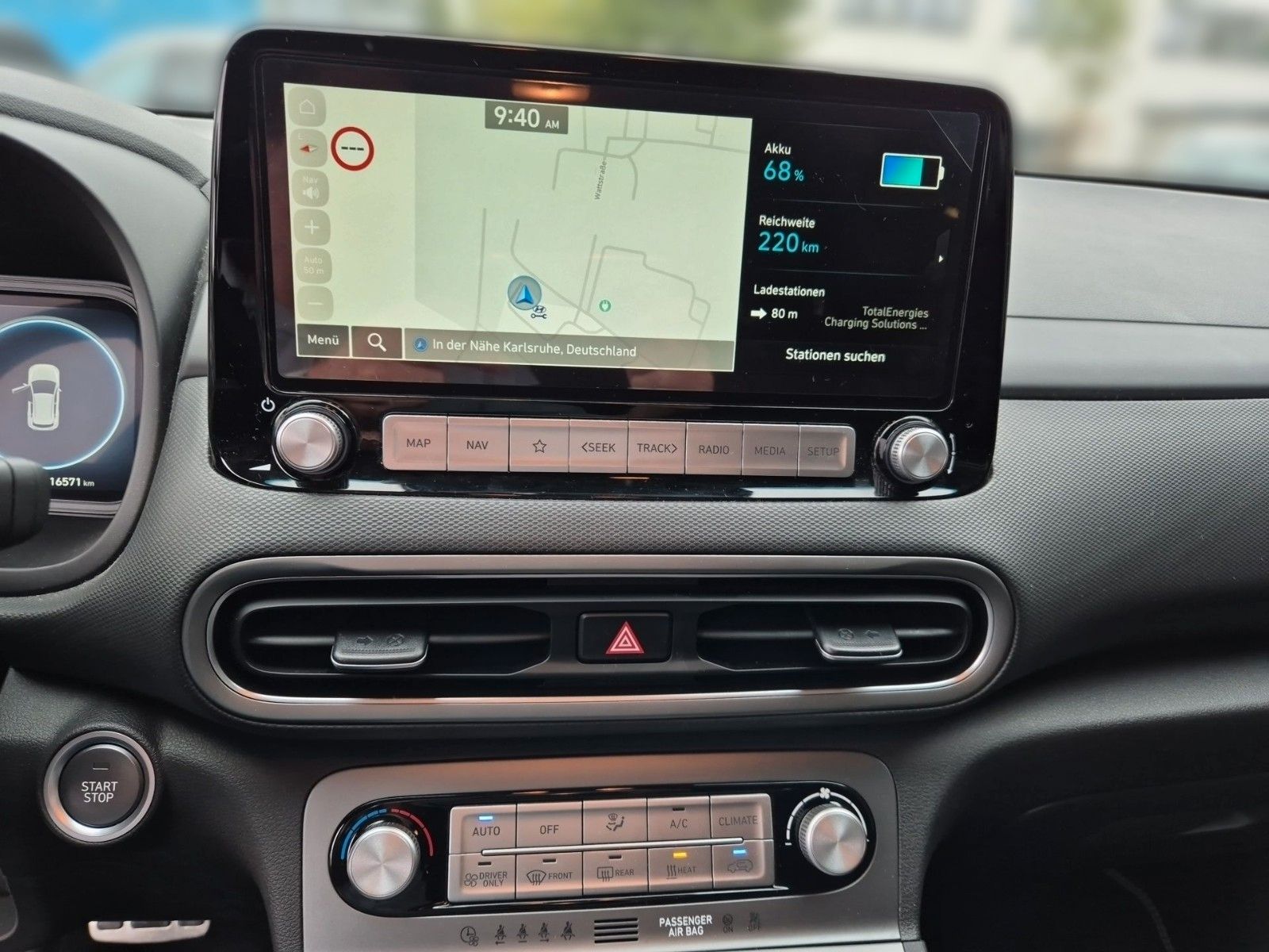 Fahrzeugabbildung Hyundai KONA Elektro Trend 100KW 3 phasig/Navigation