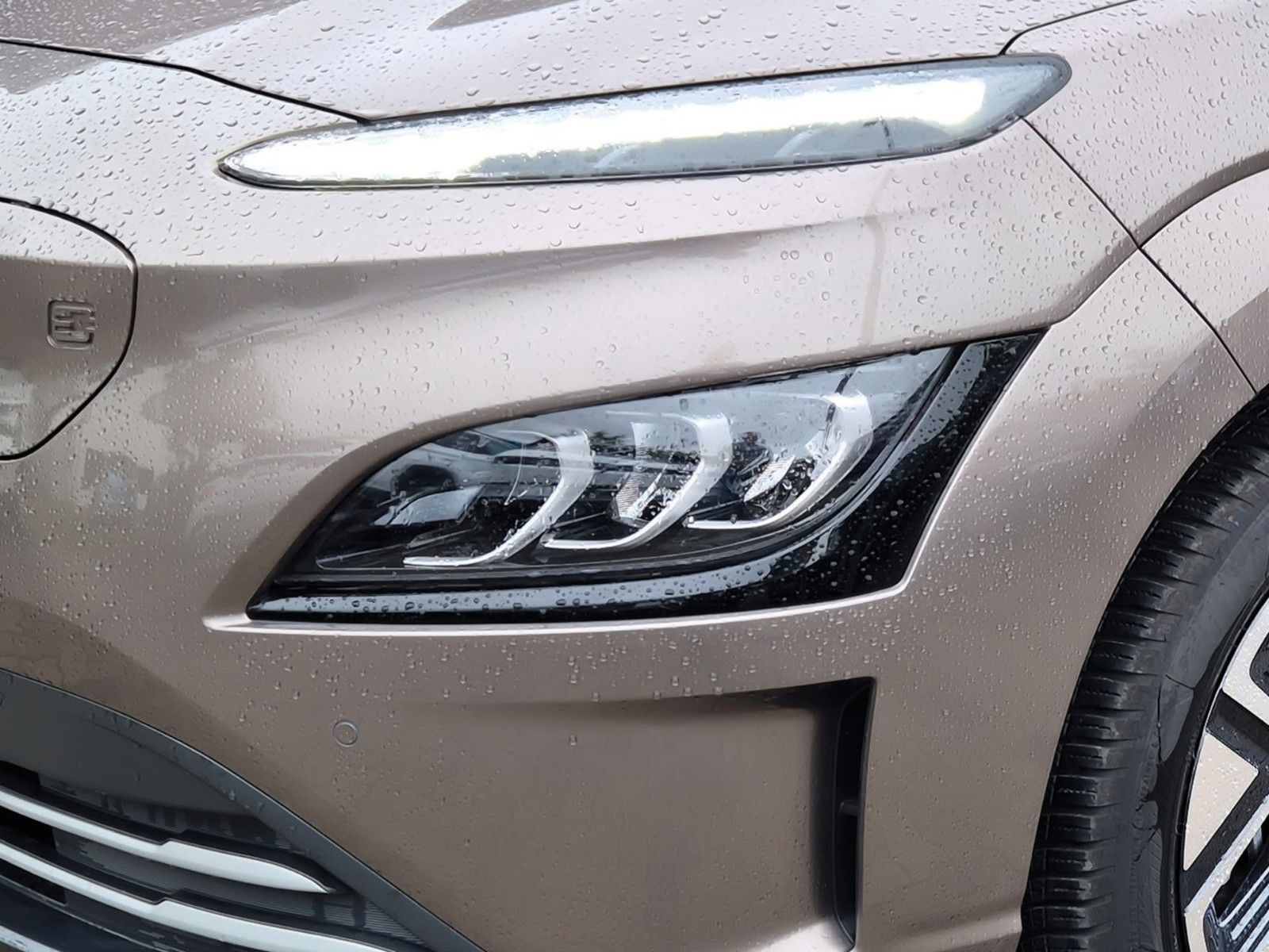 Fahrzeugabbildung Hyundai KONA Elektro Trend 100KW 3 phasig/Navigation