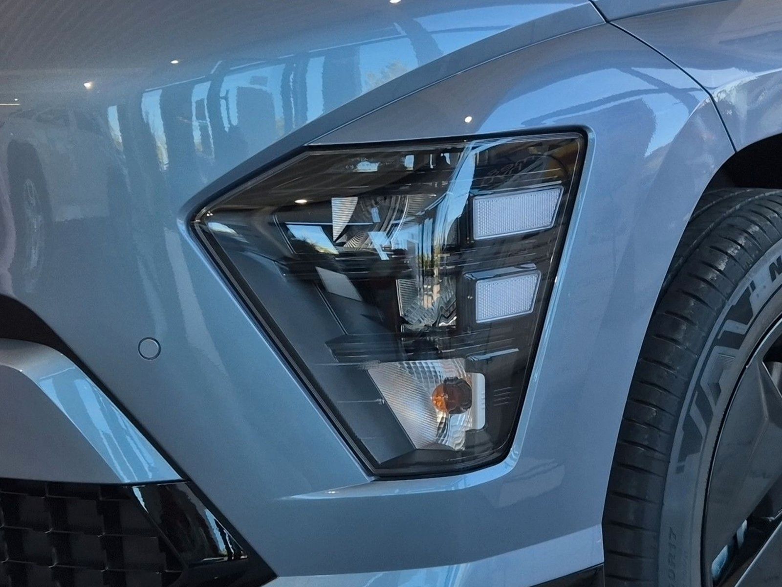 Fahrzeugabbildung Hyundai Kona Select Elektro 2WD/Wärmepumpe/Navi