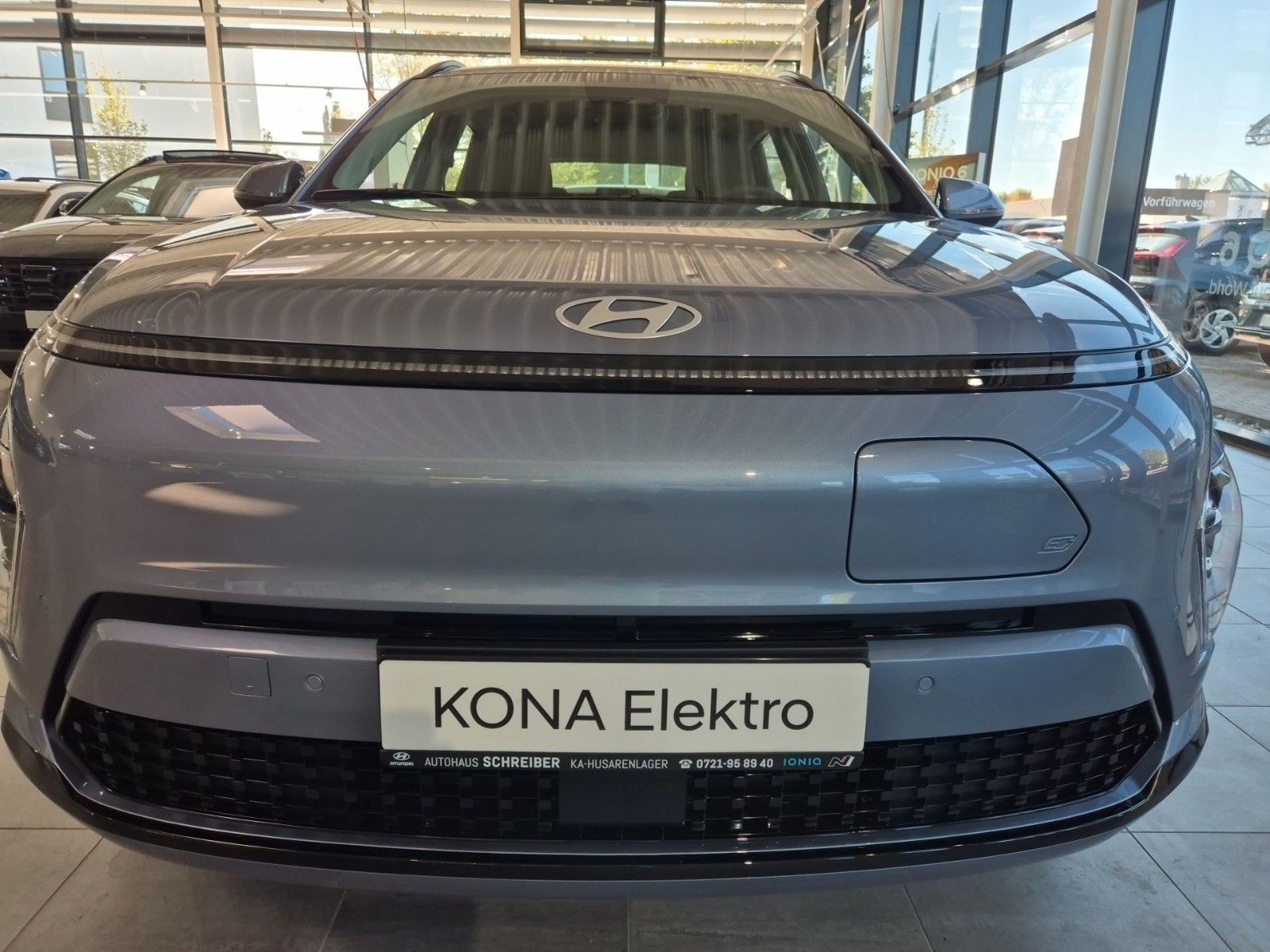 Fahrzeugabbildung Hyundai Kona Select Elektro 2WD/Wärmepumpe/Navi