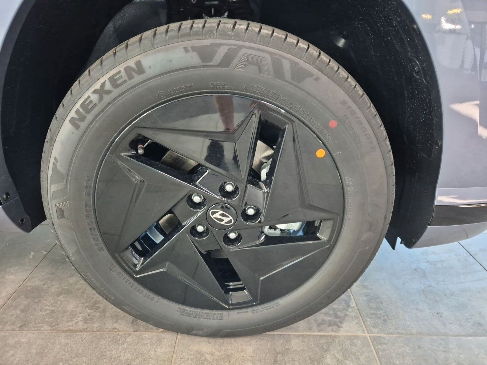 Fahrzeugabbildung Hyundai Kona Select Elektro 2WD/Wärmepumpe/Navi