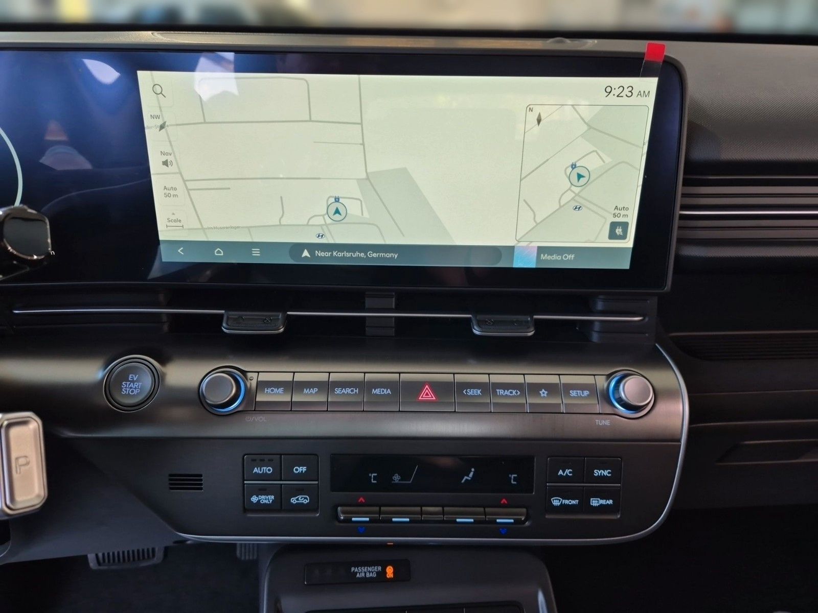 Fahrzeugabbildung Hyundai Kona Select Elektro 2WD/Wärmepumpe/Navi
