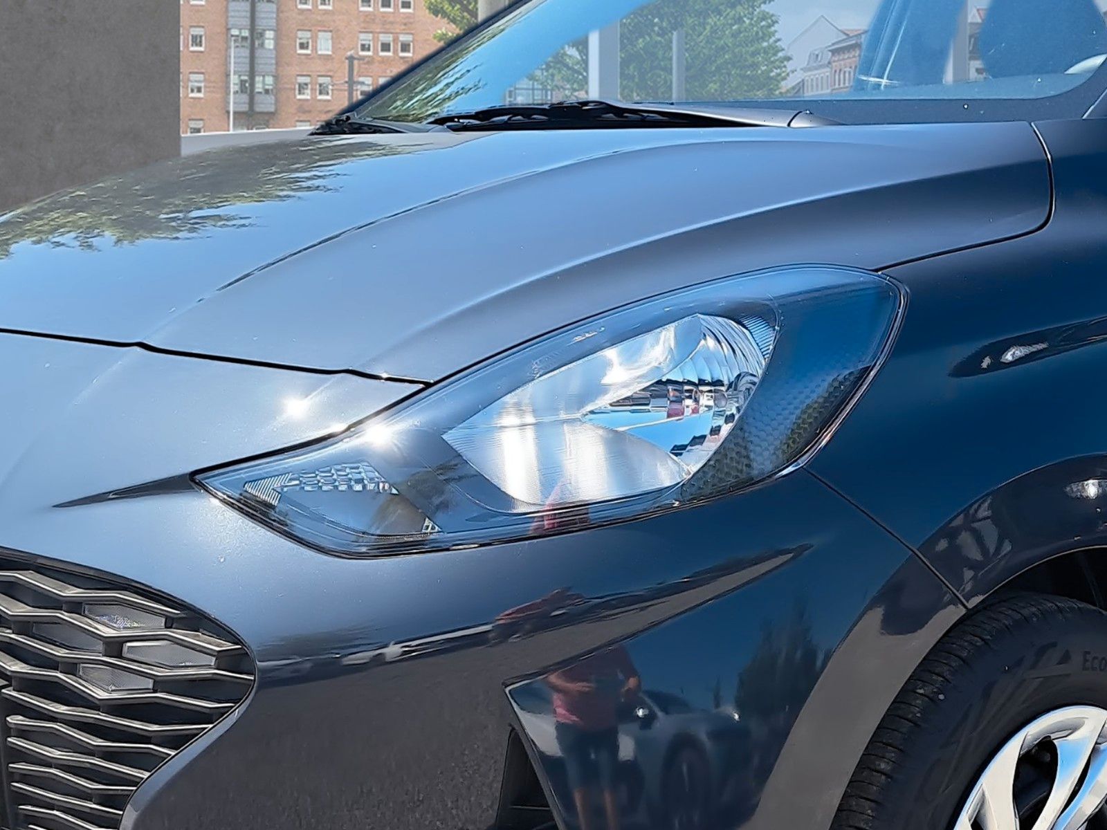 Fahrzeugabbildung Hyundai i10 Select Navigationssys./Freisprecheinrichtung