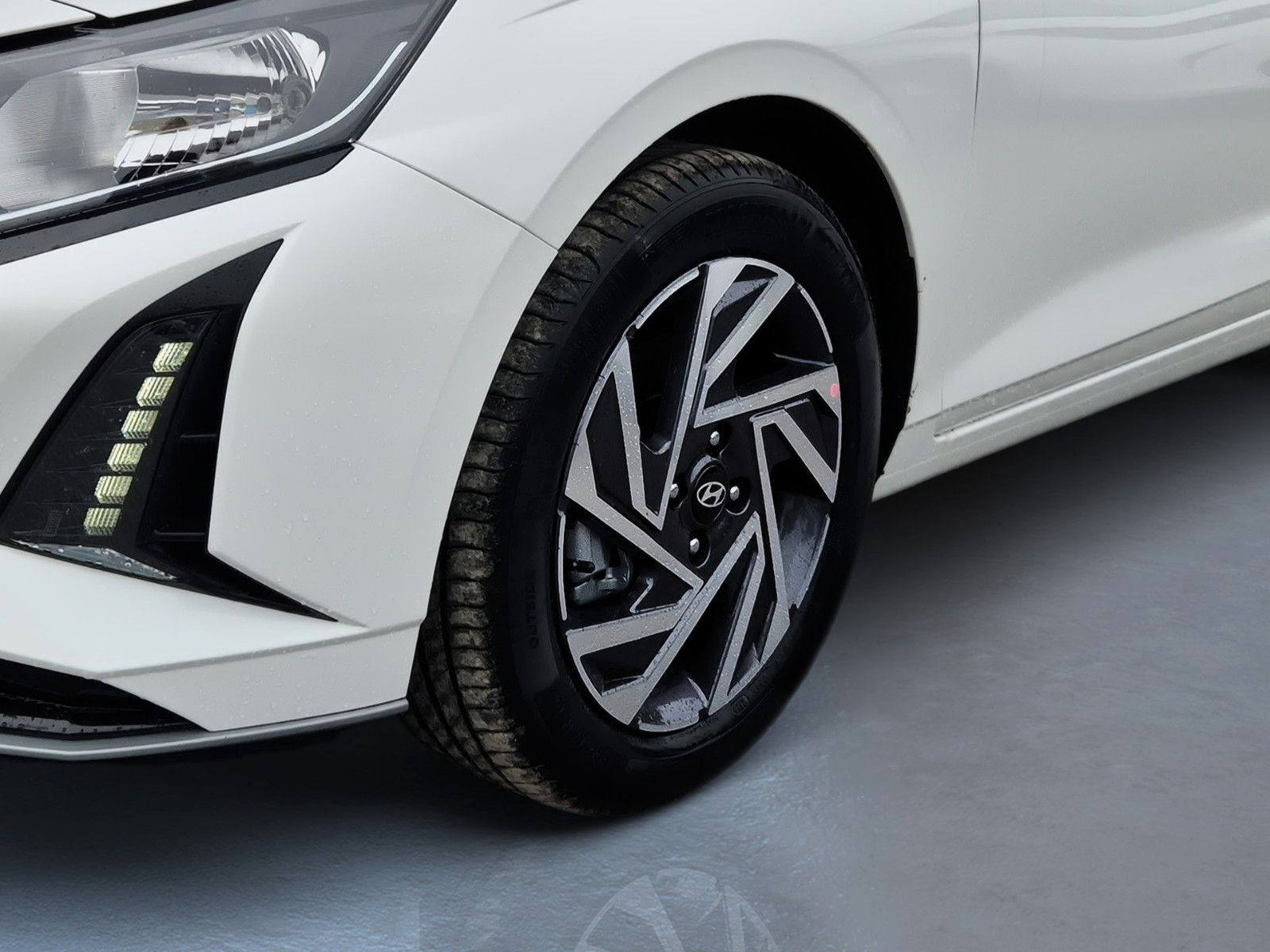 Fahrzeugabbildung Hyundai i20 1.0 T-GDI Trend 7-DCT 100PS  Navi/Kamera/Alu