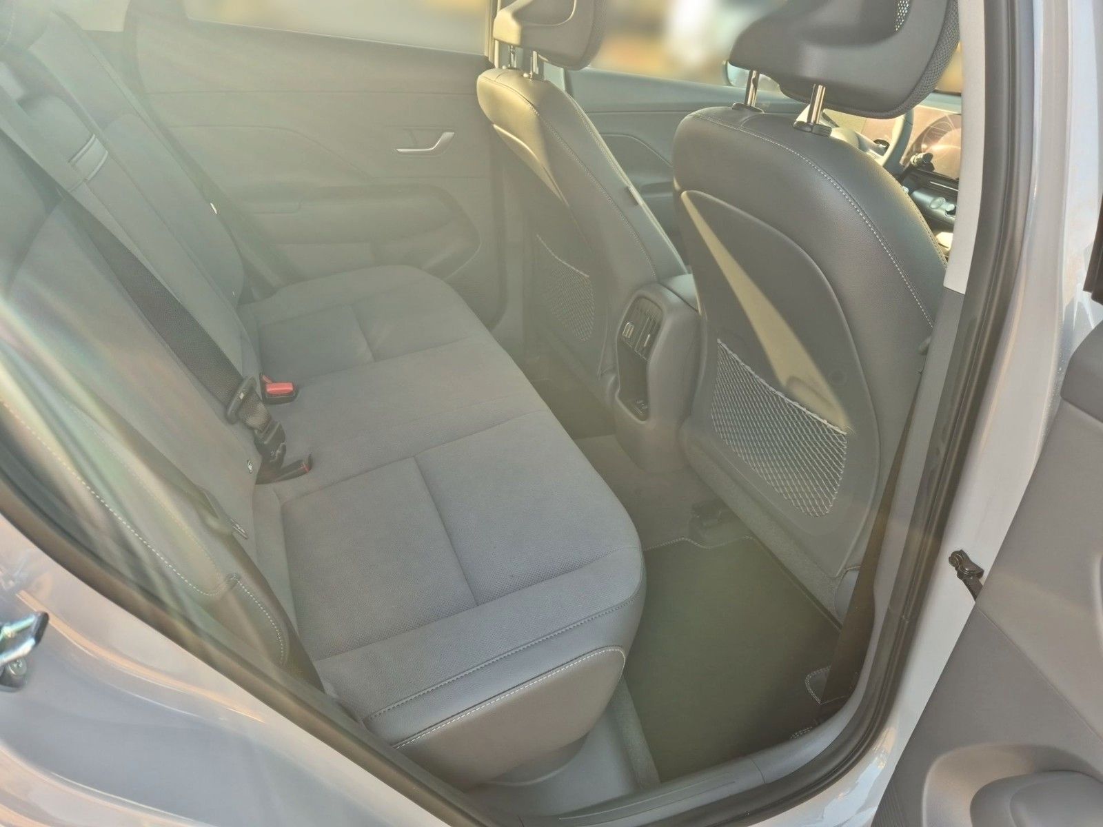 Fahrzeugabbildung Hyundai KONA Prime 1.6 T-GDi  150 PS/360° Kamera/18Zoll/