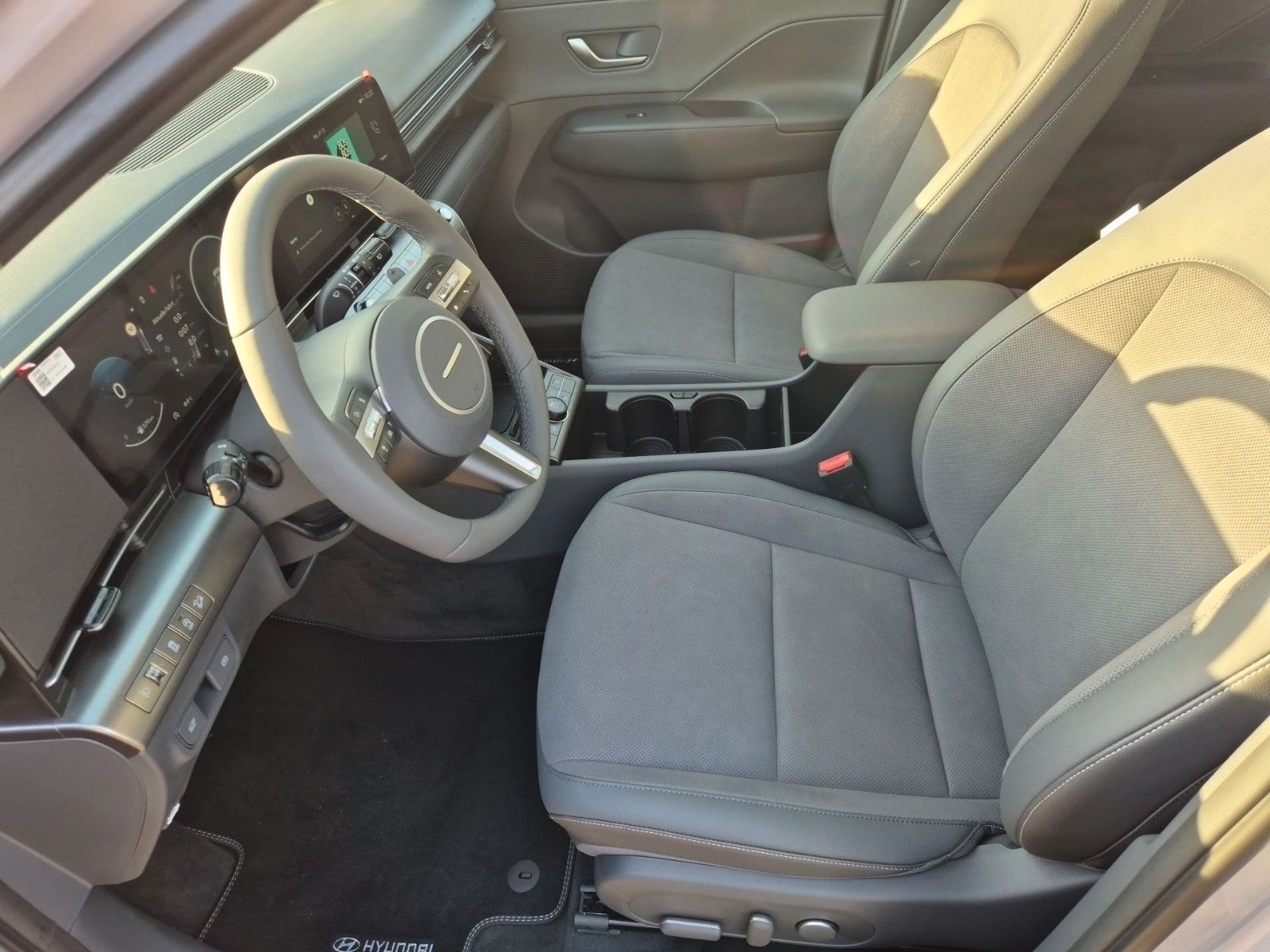 Fahrzeugabbildung Hyundai KONA Prime 1.6 T-GDi  150 PS/360° Kamera/18Zoll/