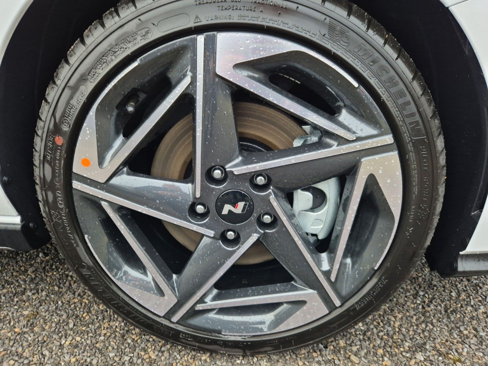 Fahrzeugabbildung Hyundai i30 1.5 T-GDI Kombi 7-DCT N Line LED/Navi/Kamera