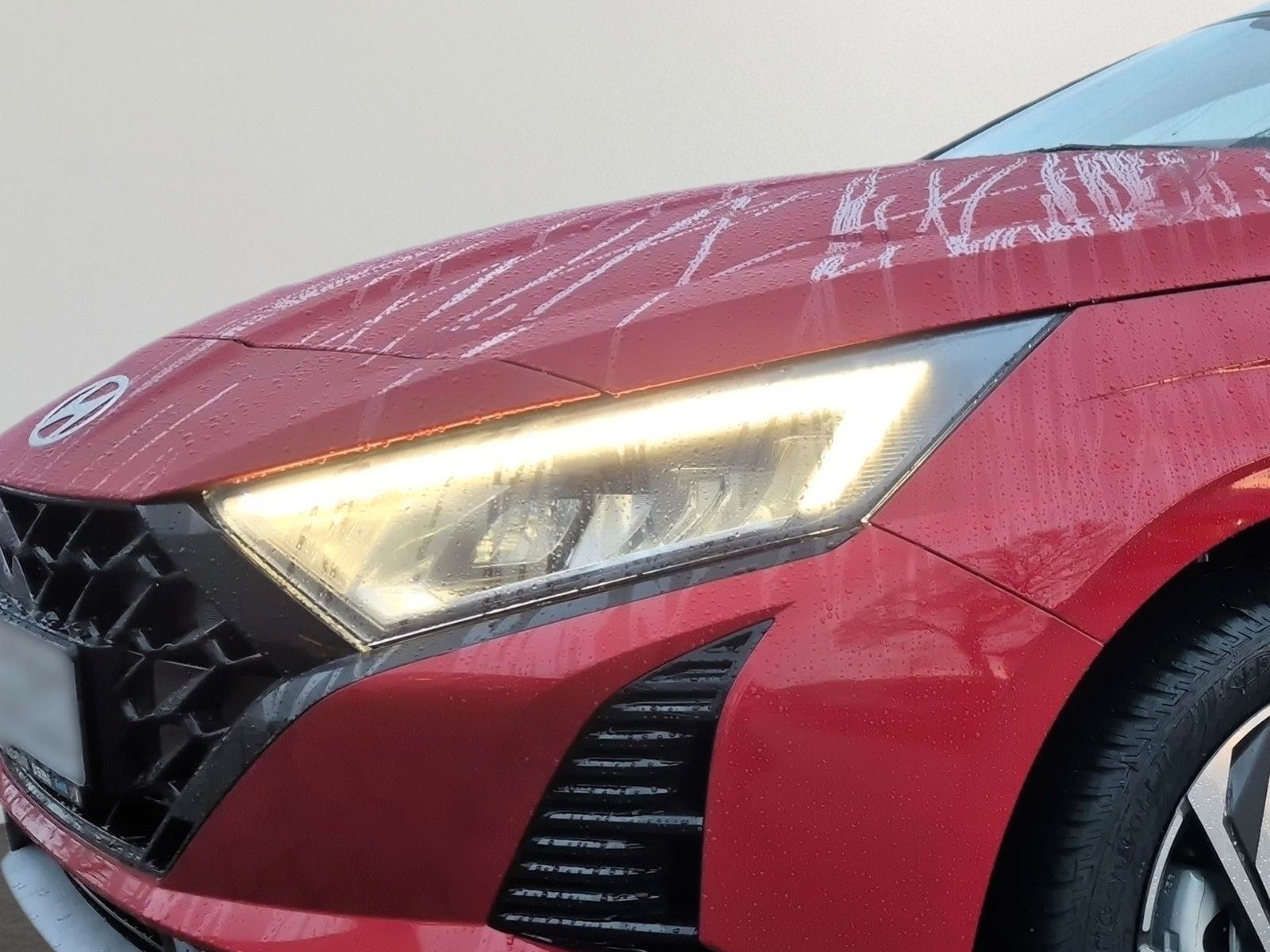 Fahrzeugabbildung Hyundai i20 1.0 T-GDI Trend 7-DCT 90PS /Alu/Navi/LED