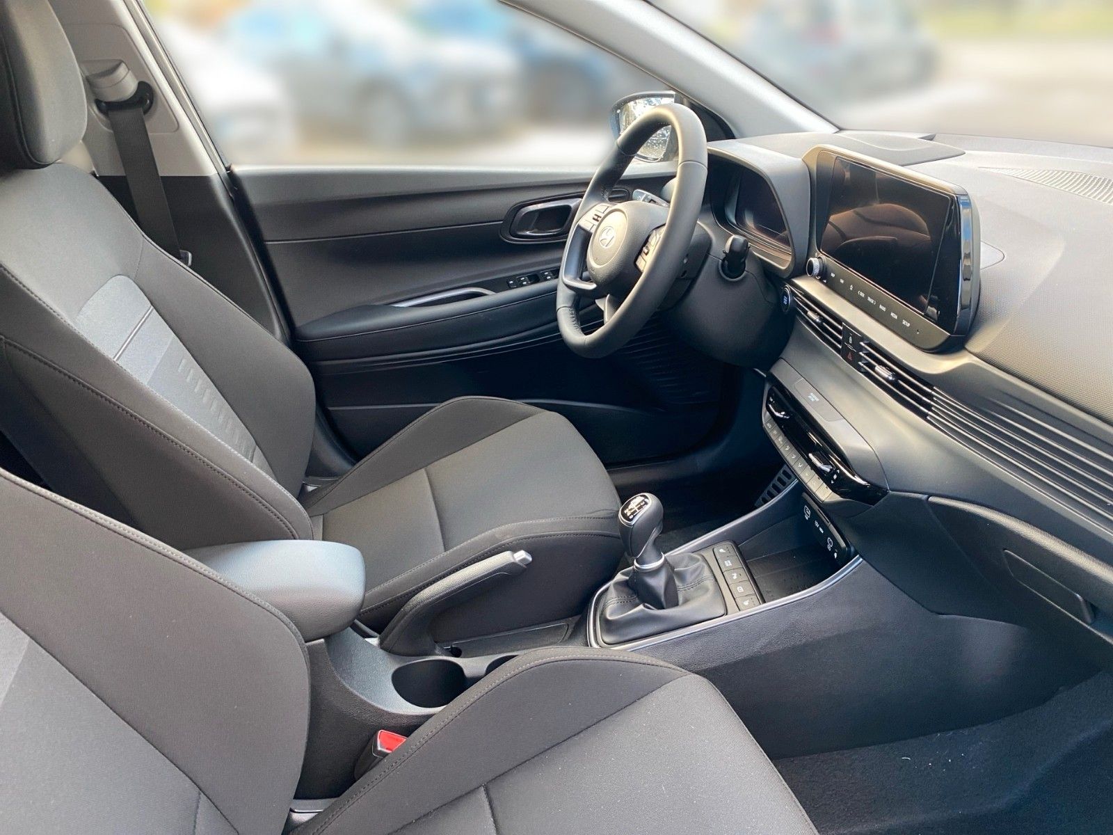 Fahrzeugabbildung Hyundai BAYON Prime 1.0L 100PS 6-M/T Navi/Sitzheizu/Bose