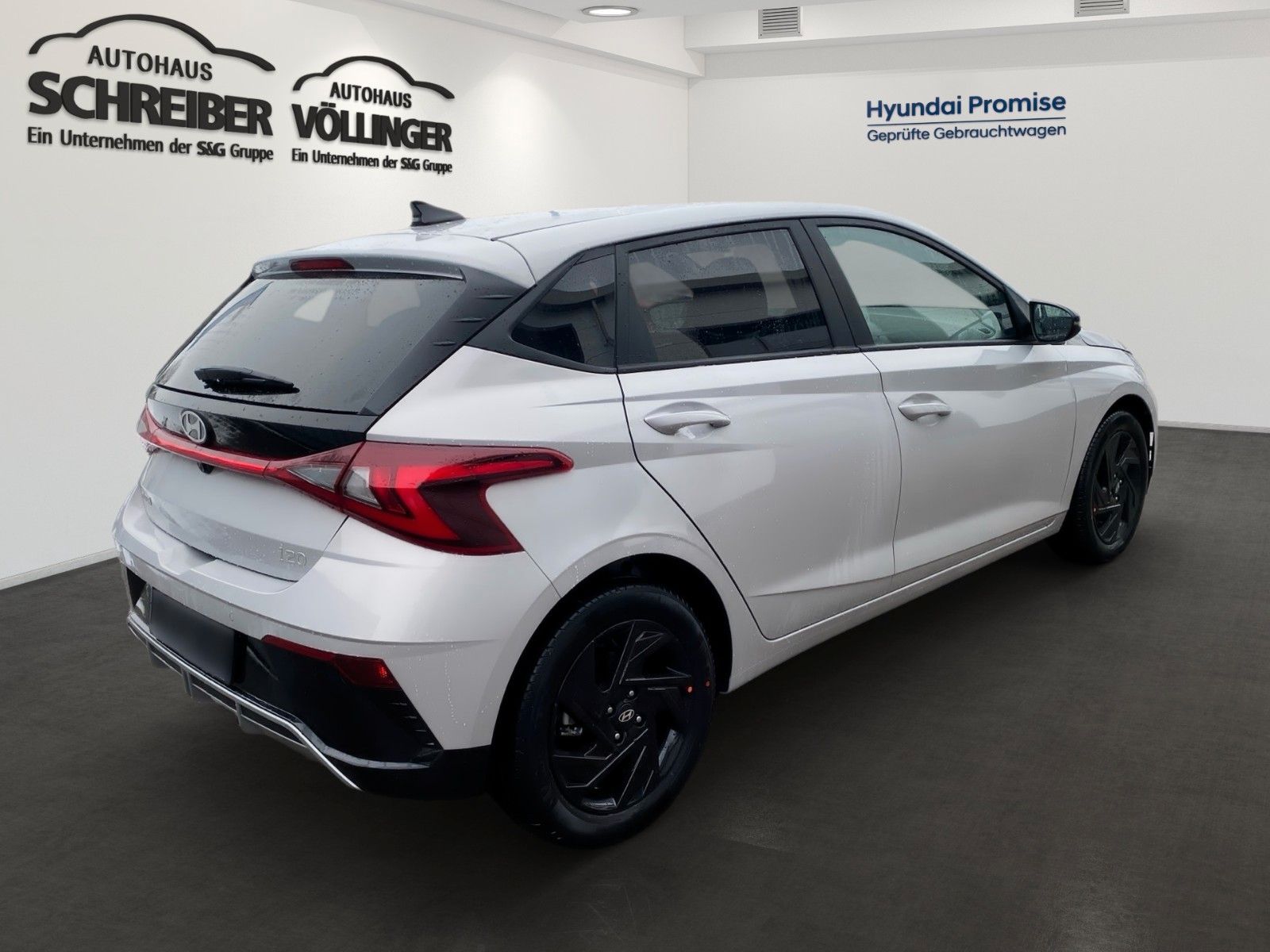 Fahrzeugabbildung Hyundai i20 1.0 T-GDI Blackline M/T 90PS /Alu/Navi/LED