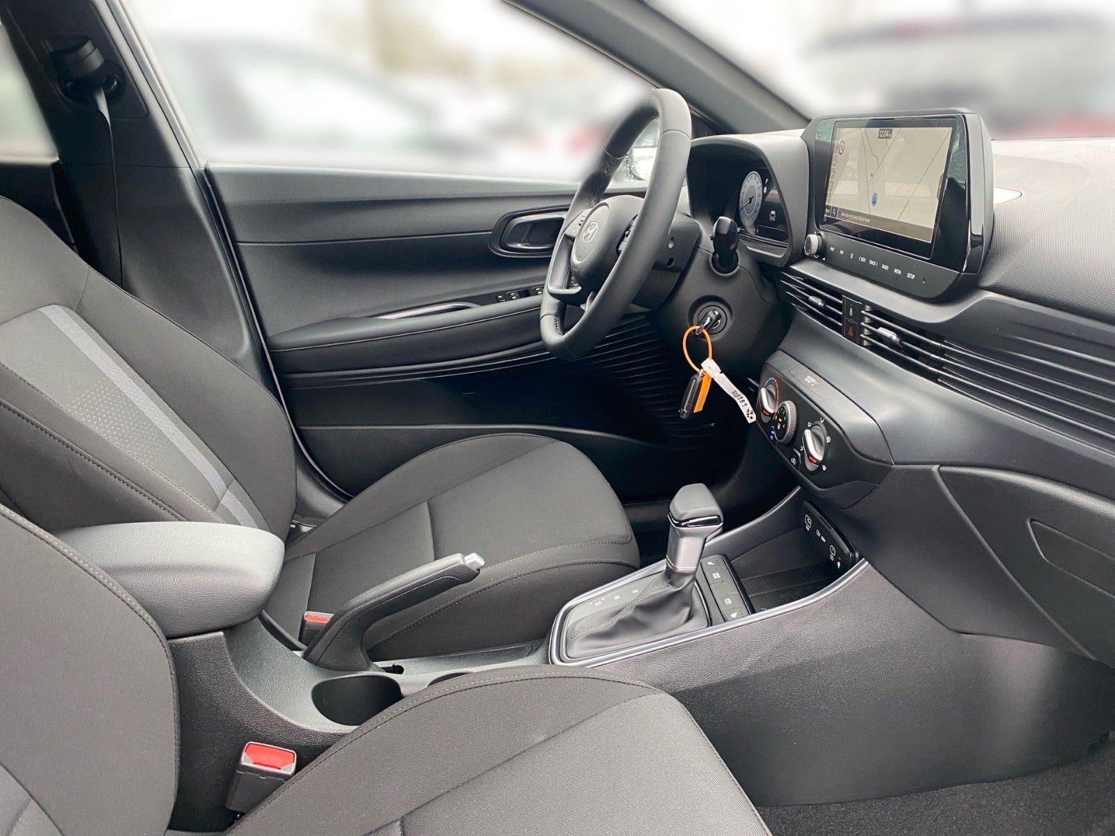 Fahrzeugabbildung Hyundai i20 1.0 T-GDI Blackline 7-DCT 90PS /Alu/Navi/LED