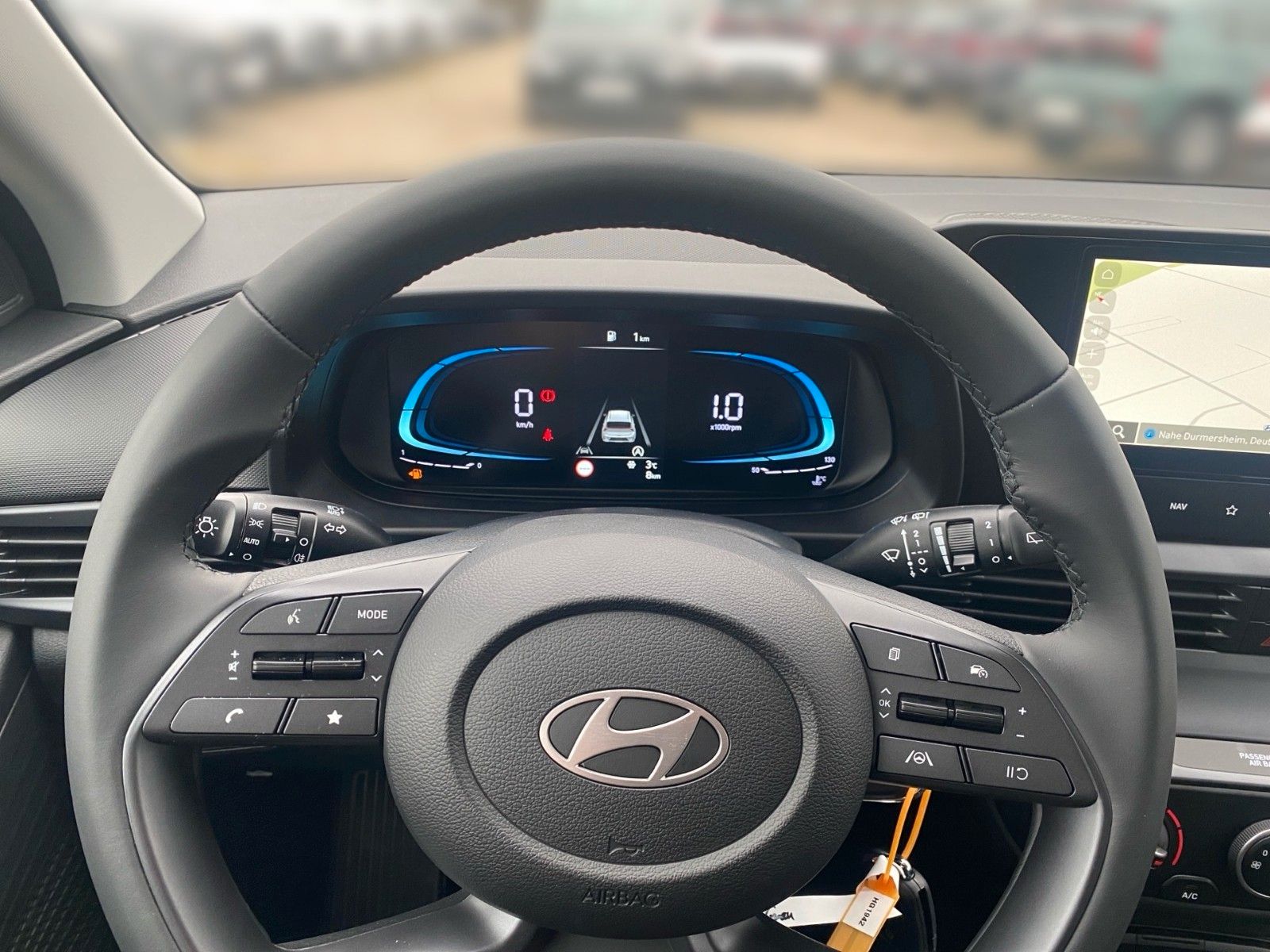 Fahrzeugabbildung Hyundai Select 1.0 T-GDI (100 PS) 6-MT 2WD Navi/Kamera